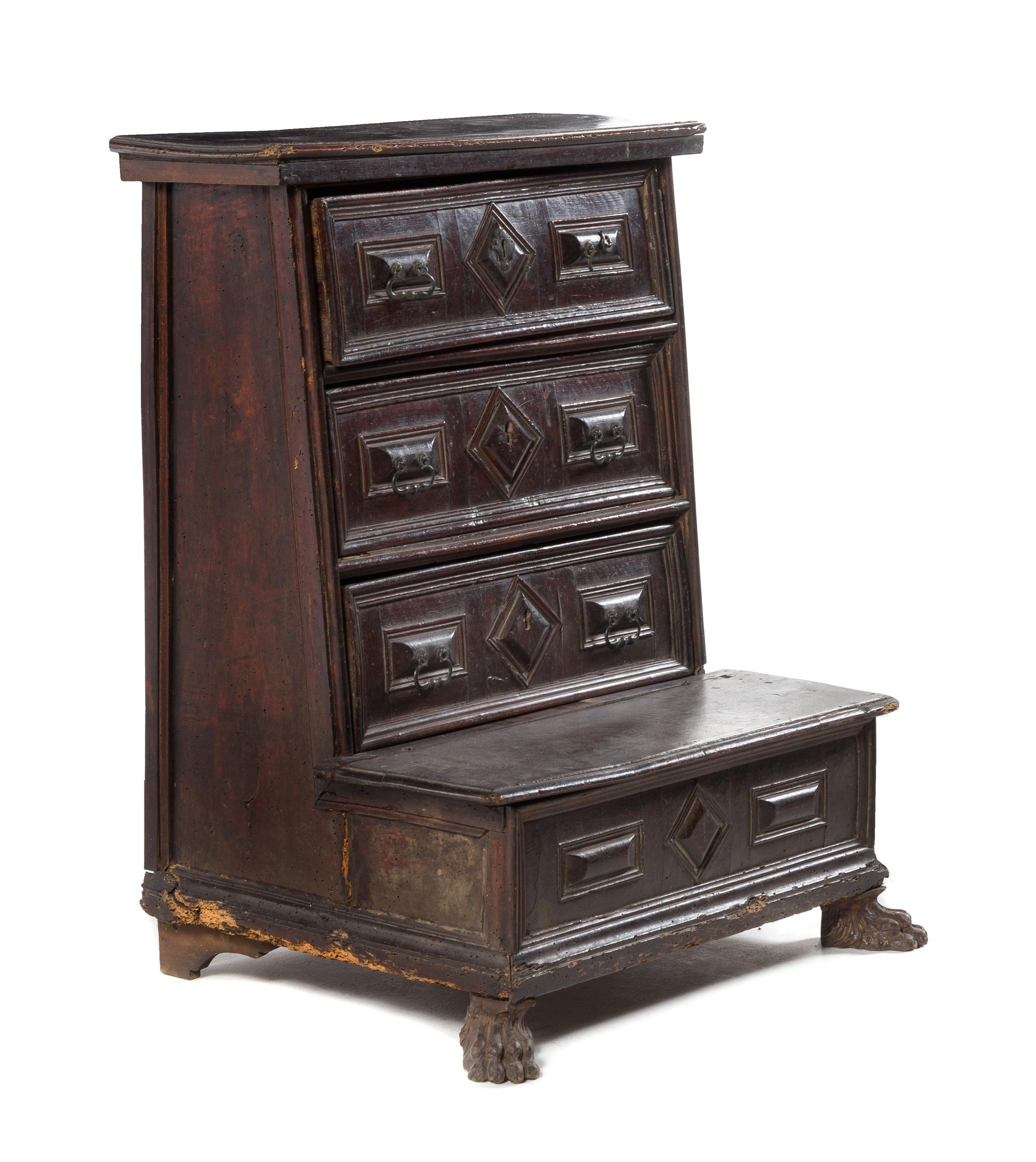 An Italian Walnut Prie-Dieu Height 37 3/8 x width 31 1/8 x depth 23 3/8 inches. — 16TH CENTURY WITH LATER ELEMENTS