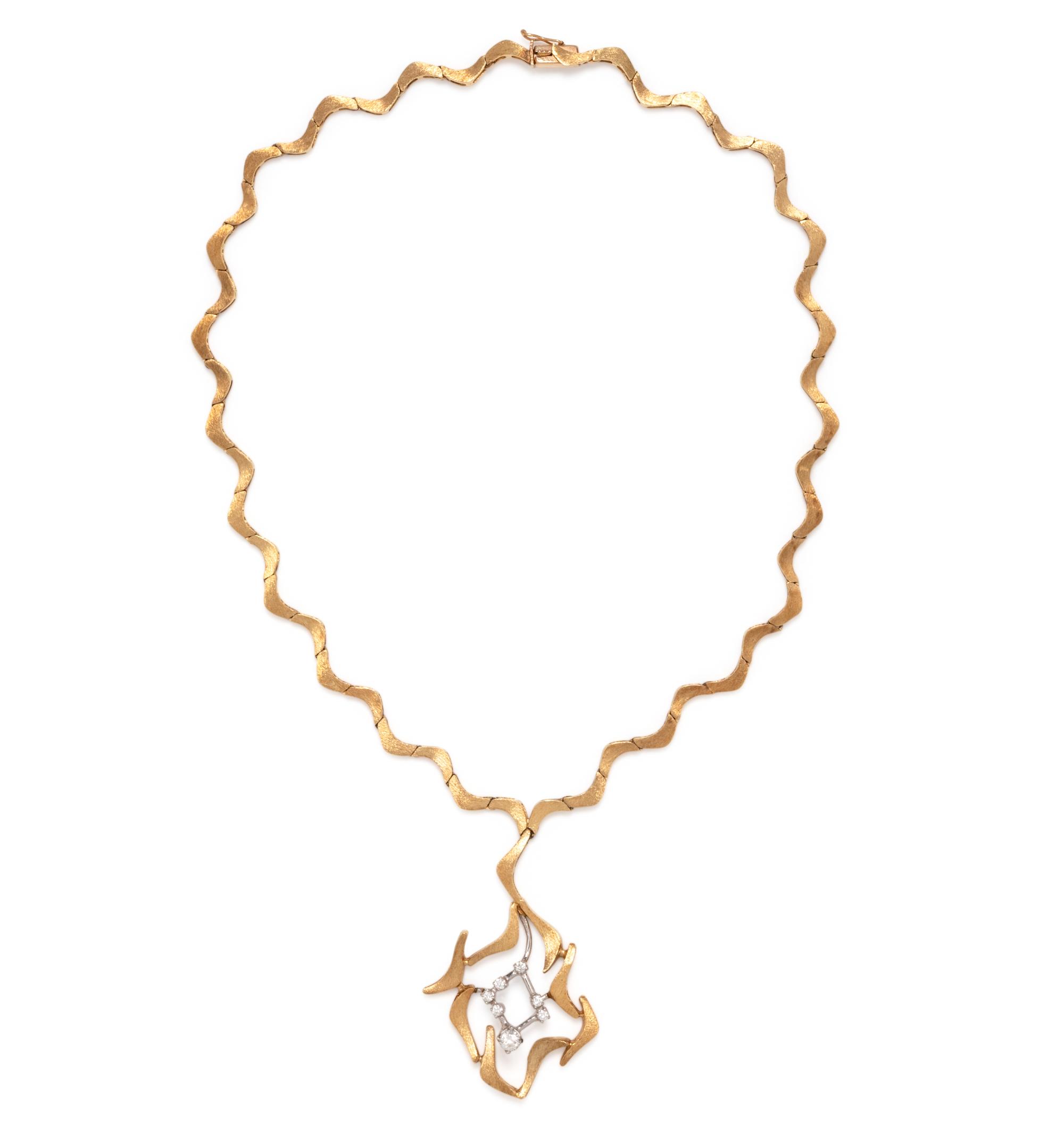 YELLOW GOLD AND DIAMOND NECKLACE
