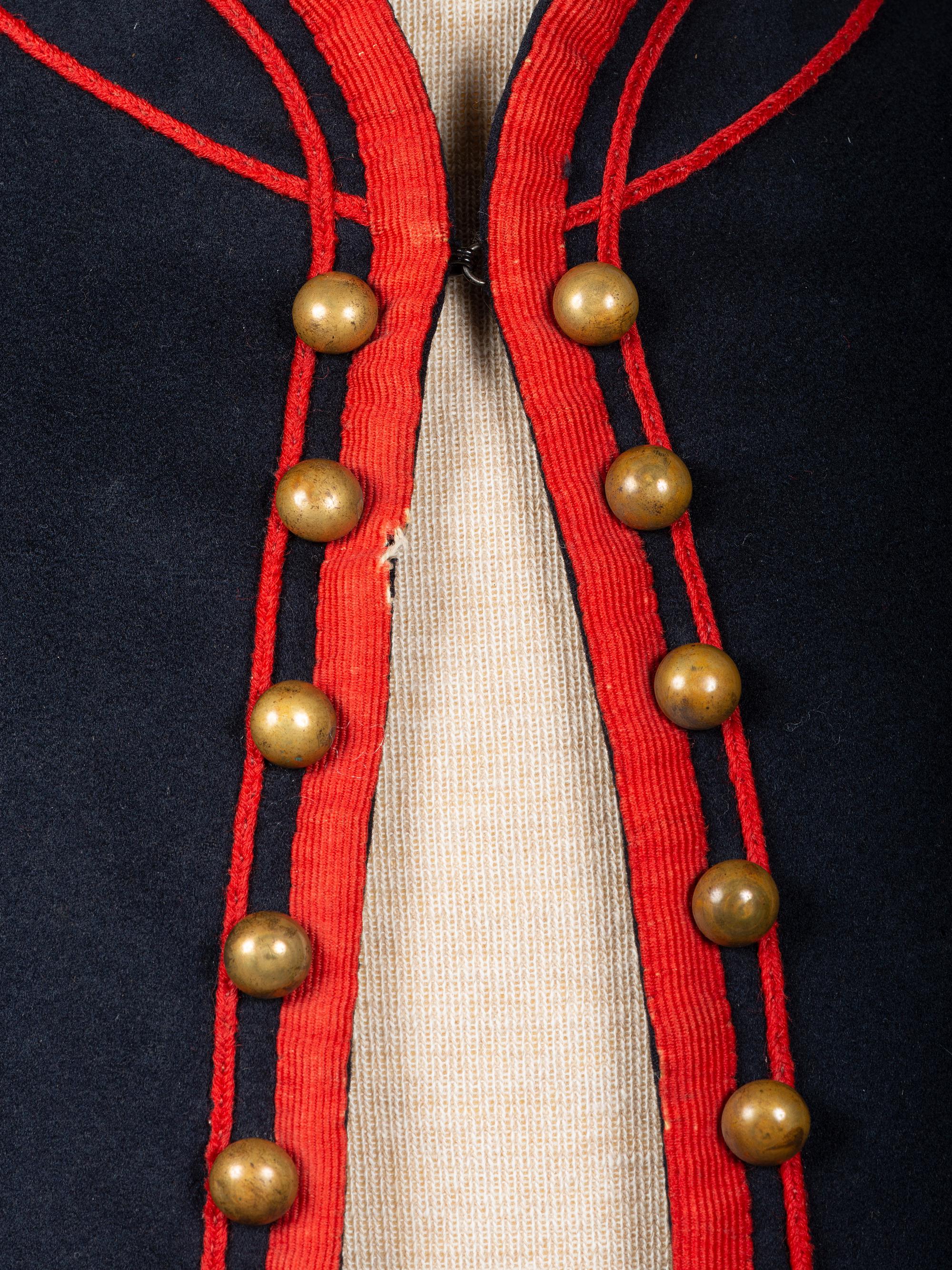 [CIVIL WAR]. Jacket and kepi of the 72nd Pennsylvania Infantry, "Baxter's Zouaves," part of the Philadelphia Brigade.