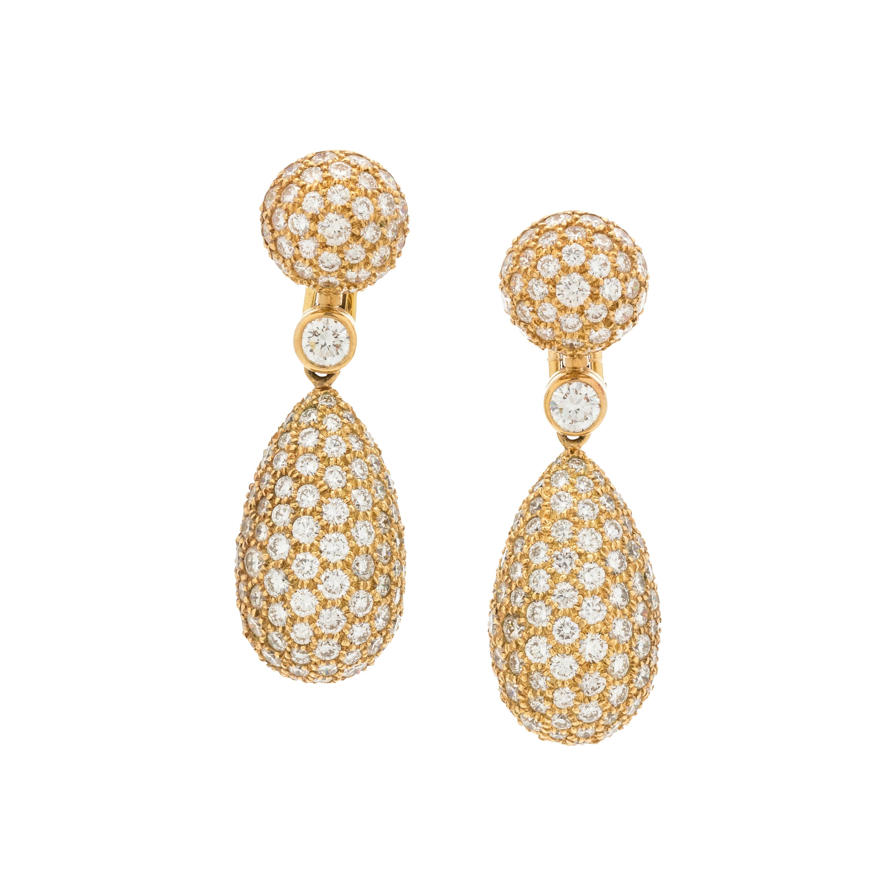 JEAN VITAU, DIAMOND EARCLIPS