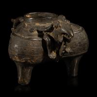 A Chinese Archaic Style Bronze He Vessel, 15th-16th Century — 明 銅仿古天鷄三足盉