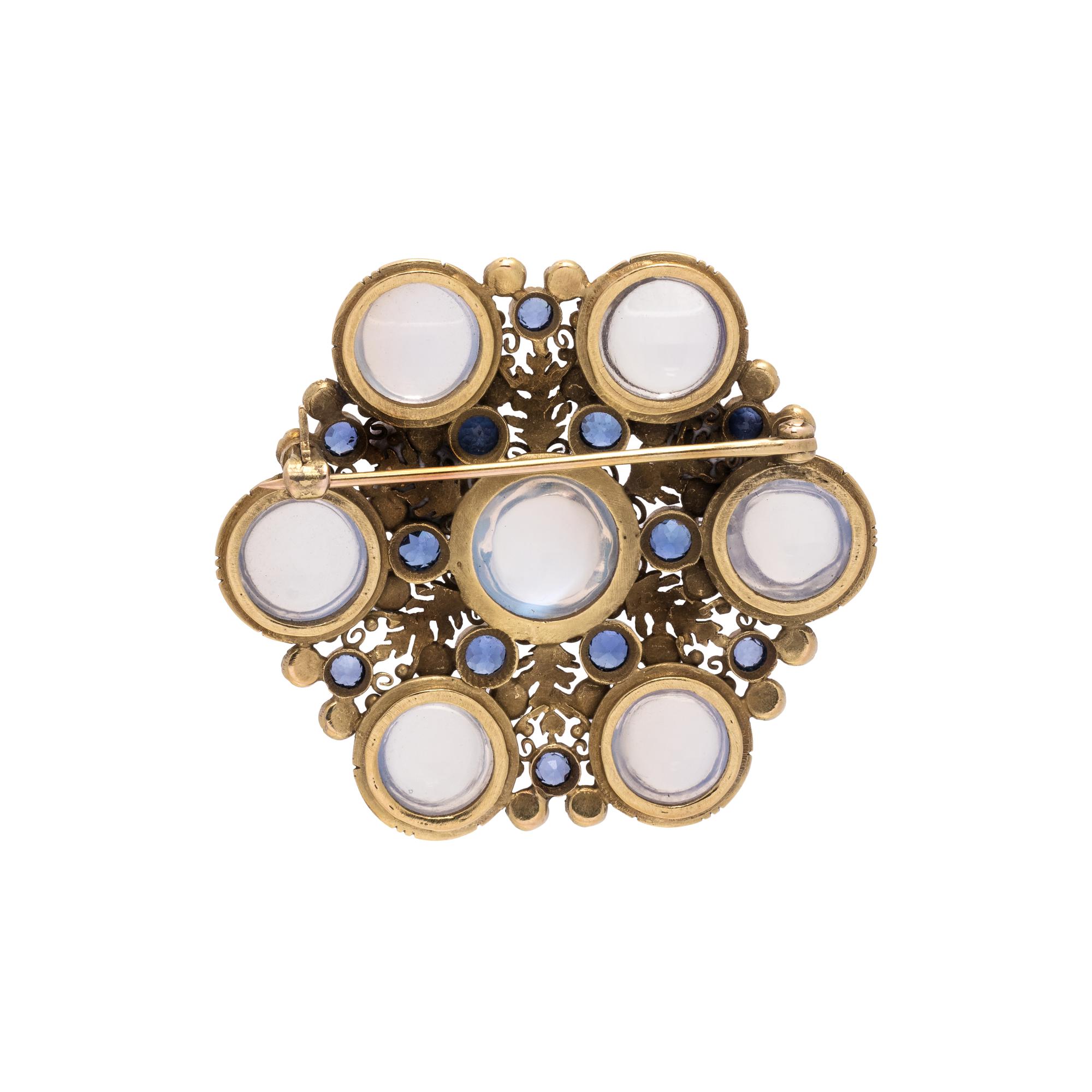 ARTS & CRAFTS, YELLOW GOLD, MOONSTONE, SAPPHIRE AND SEED PEARL BROOCH