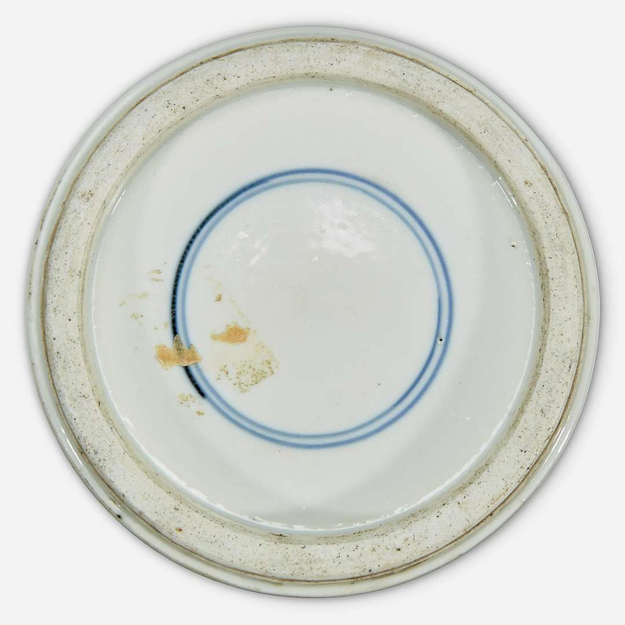 A Chinese blue and white porcelain tall baluster base 青花大瓶