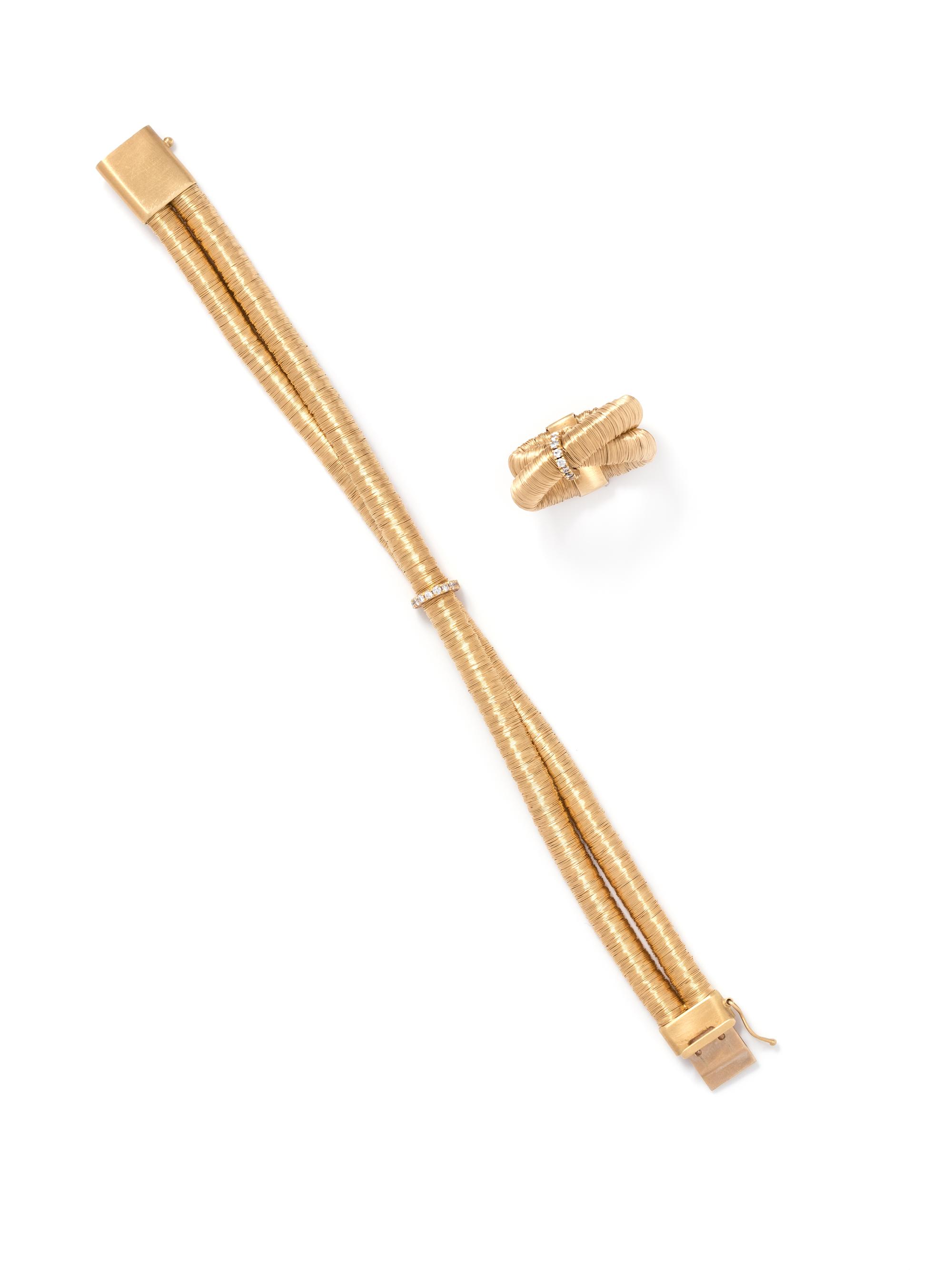 YVEL, YELLOW GOLD AND DIAMOND SET