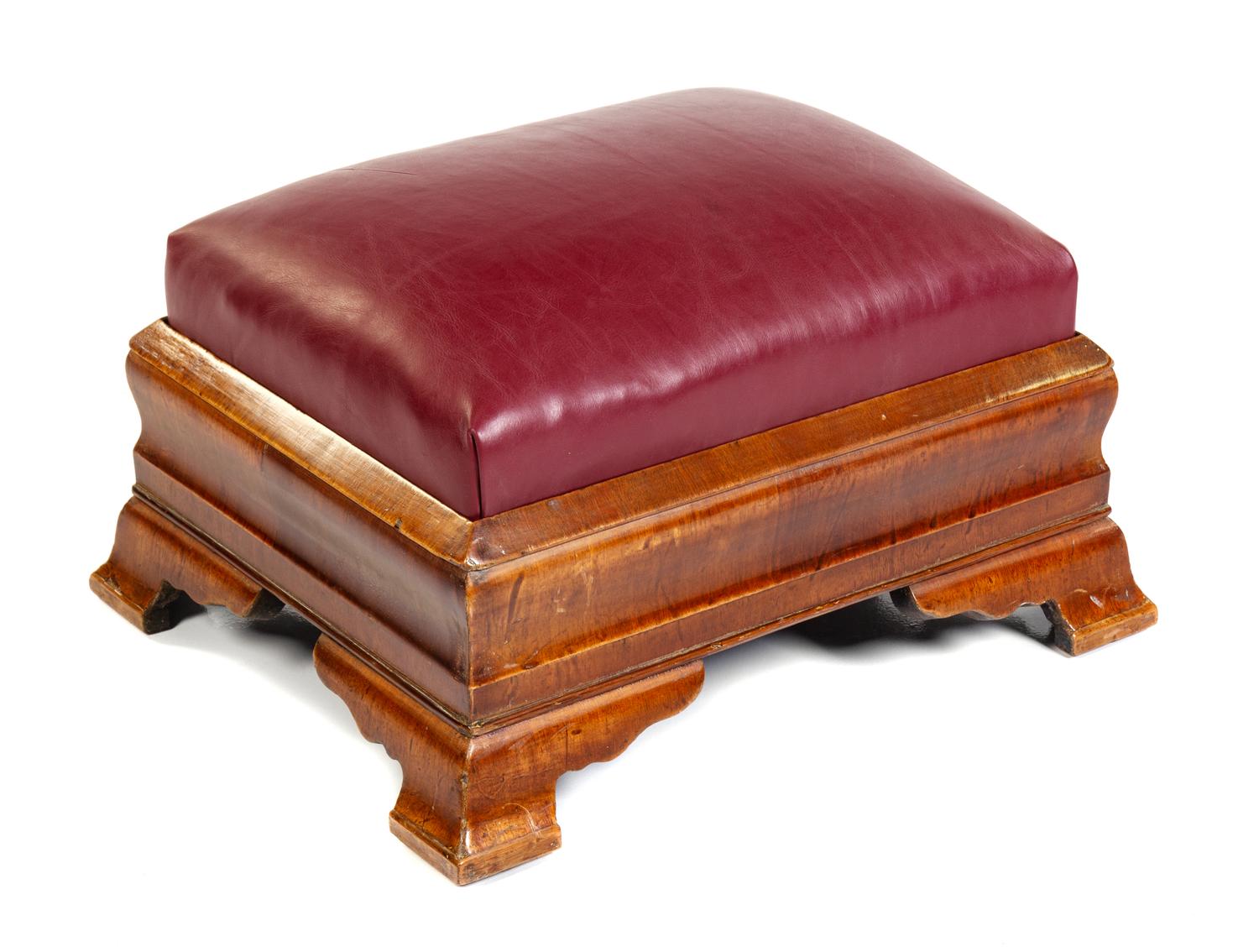 A Victorian Ottoman Height 12 x width 23 1/4 inches. — EARLY 20TH CENTURY