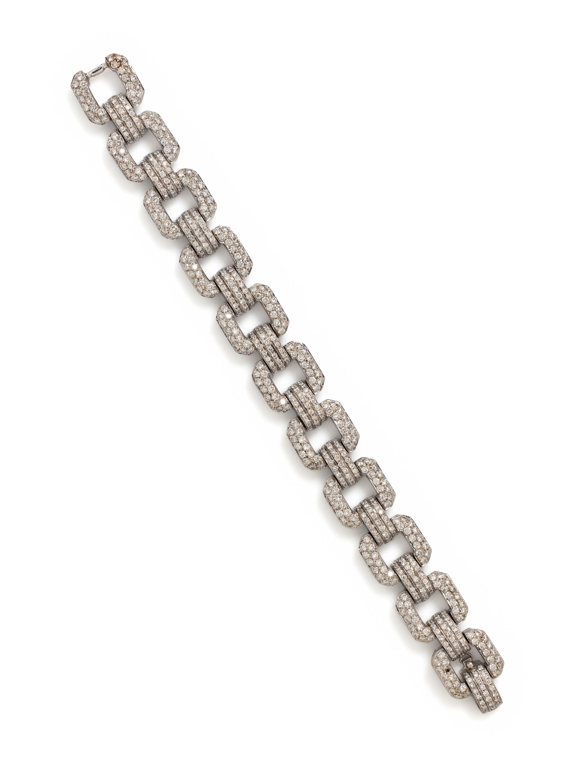 WHITE GOLD AND DIAMOND BRACELET