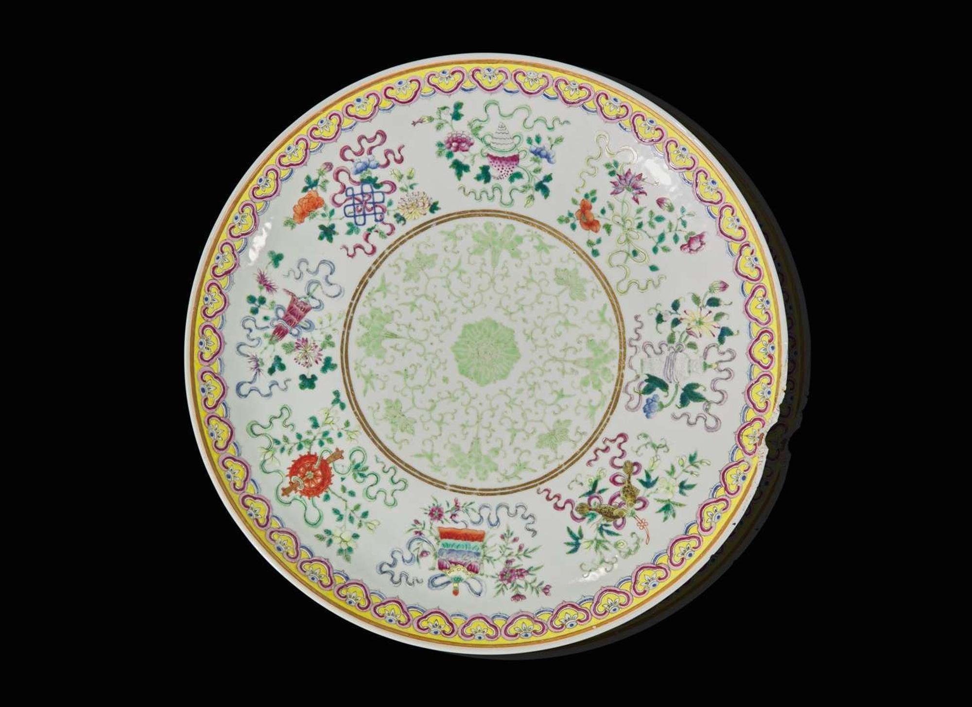 A Chinese famille rose "Bajixiang" large dish, Guangxu six-character mark and of the period 粉彩八吉祥大盤 光緒款 清光緒