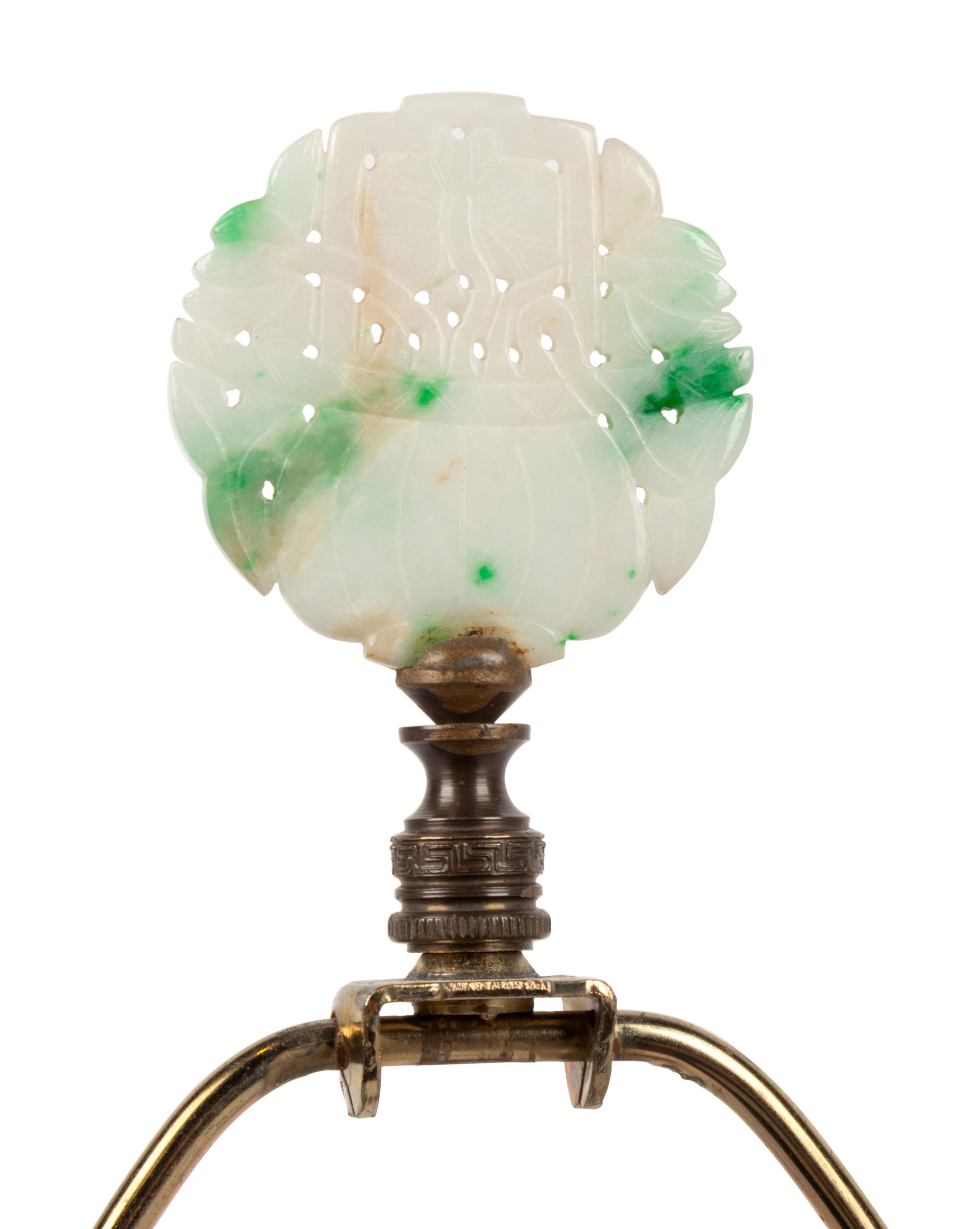 A Chinese Famille Verte Porcelain Vase