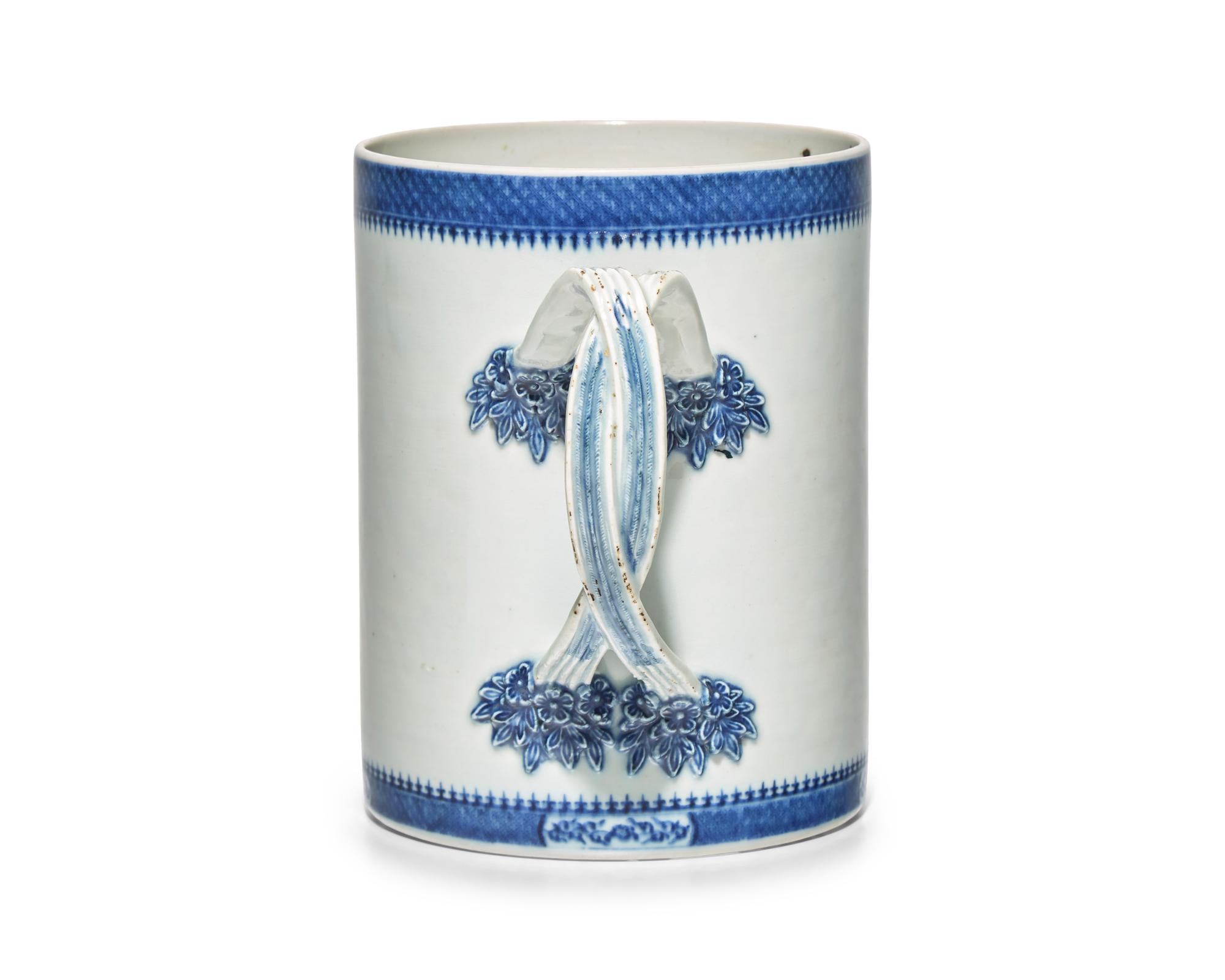 A Large Chinese Export Porcelain Blue Fitzhugh Tankard