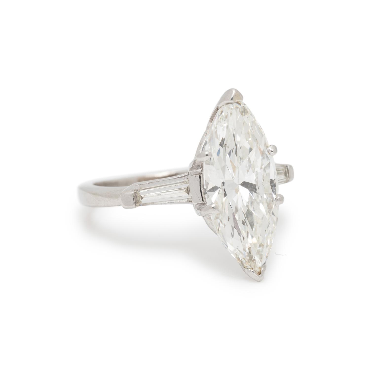 DIAMOND AND PLATINUM RING