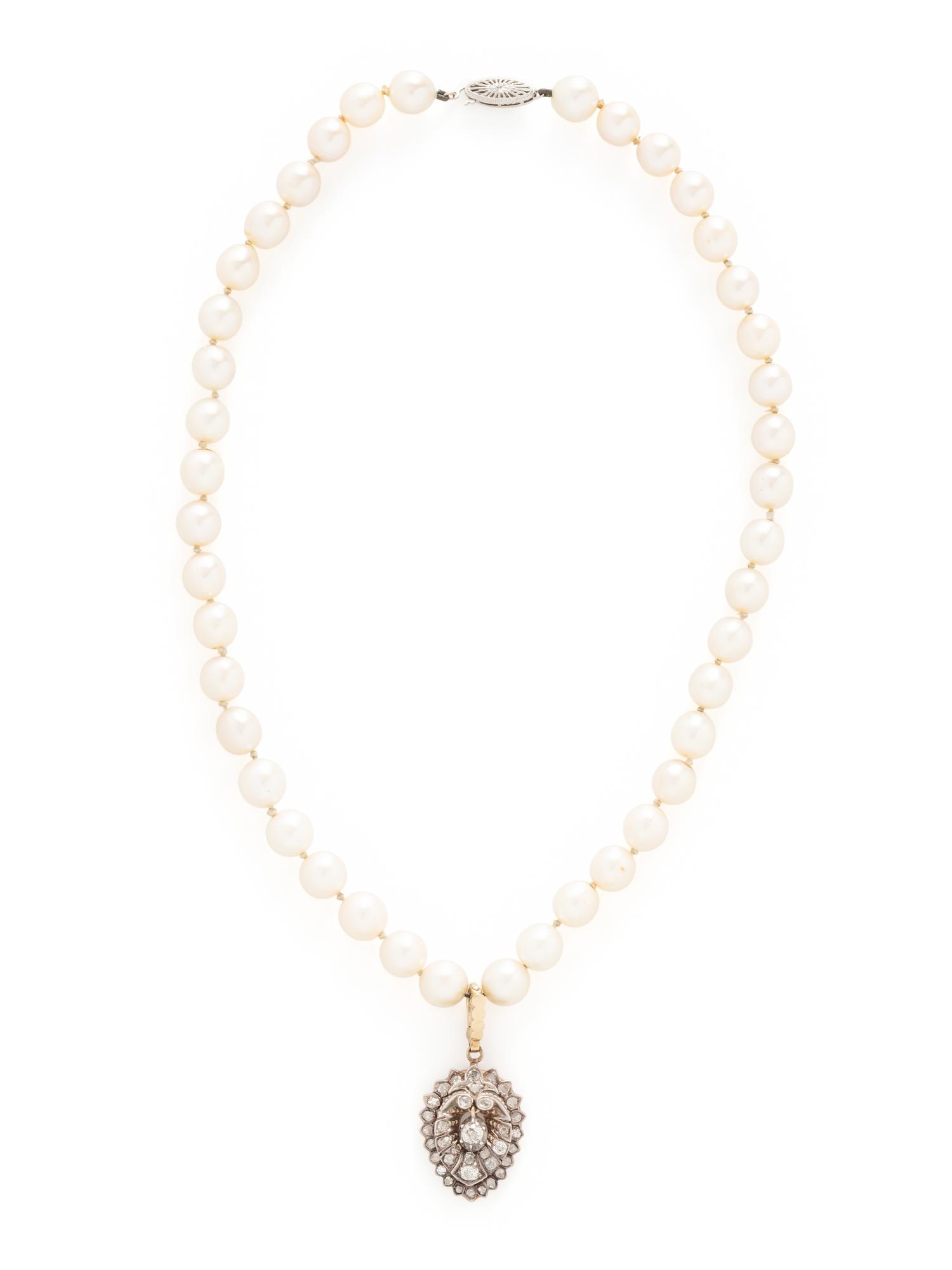 CULTURED PEARL AND DIAMOND PENDANT NECKLACE