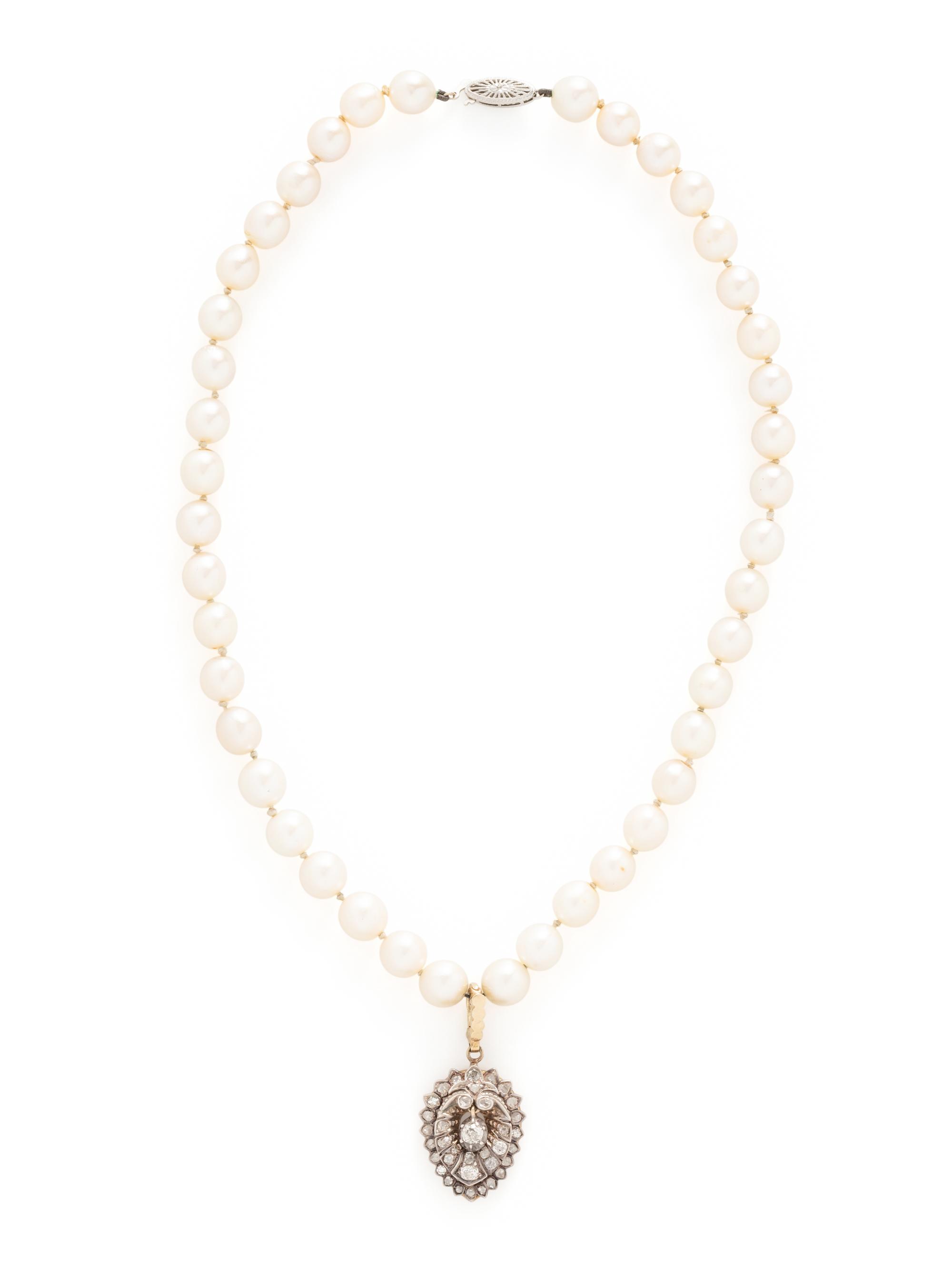 CULTURED PEARL AND DIAMOND PENDANT NECKLACE