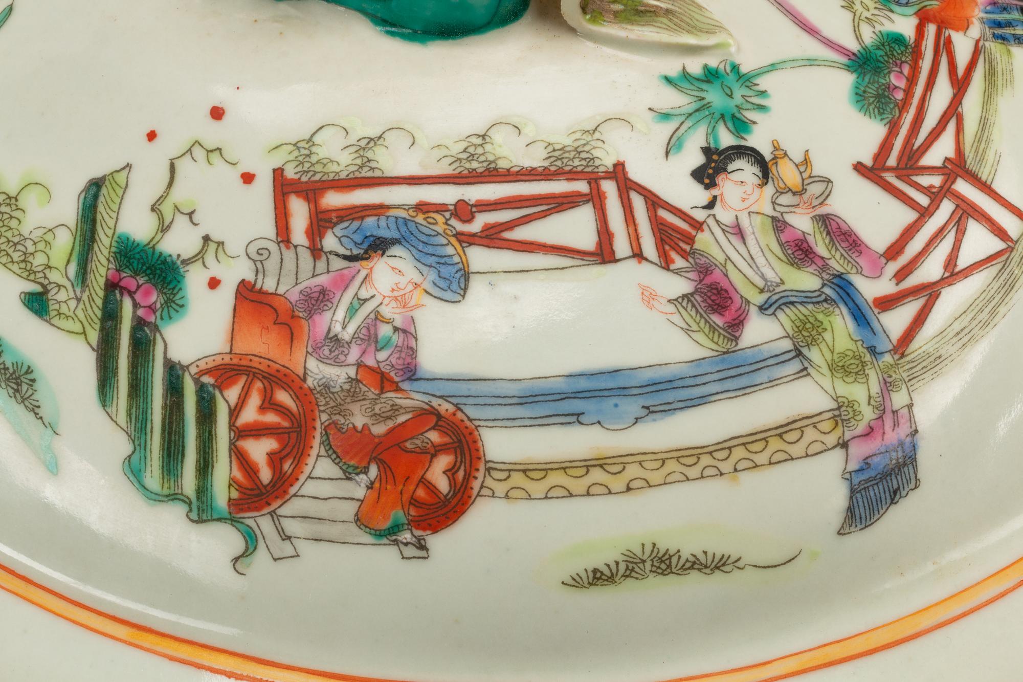 A Pair of Chinese Export Porcelain Tureens and Covers