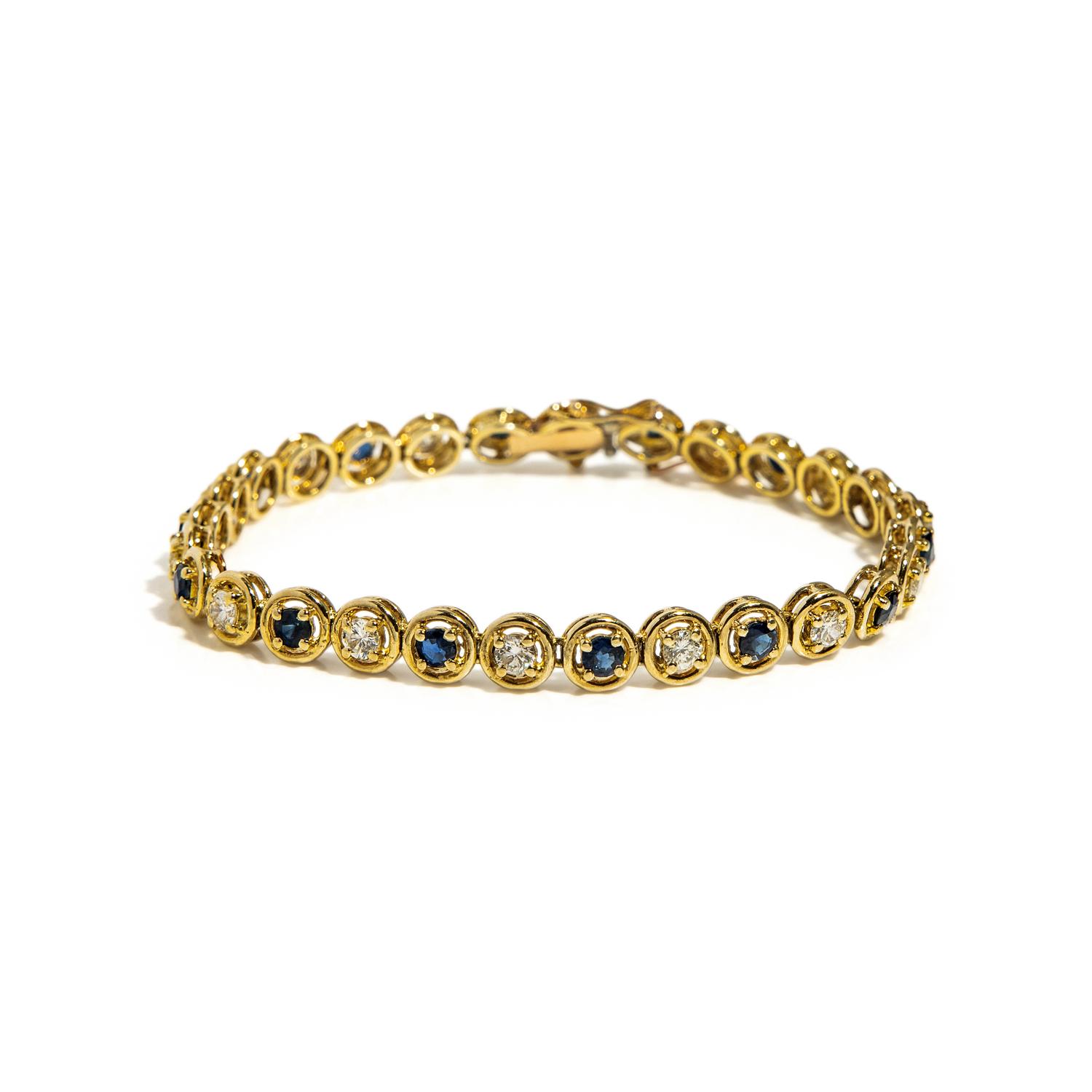 SAPPHIRE AND DIAMOND BRACELET
