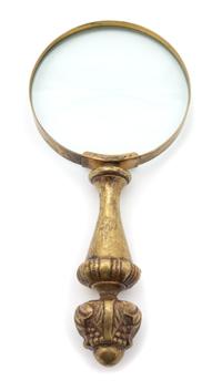 An English Brass Handled Magnifying Glass Length 9 inches. — 19TH CENTURY