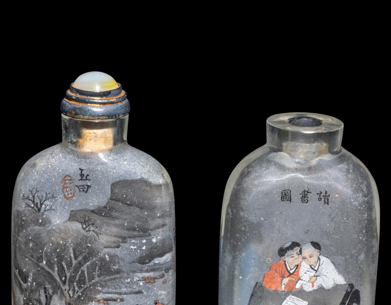 Two Chinese Inside Painted Glass Snuff Bottles 馬少宣（款）、阎玉田玻璃内畫鼻烟壺兩支