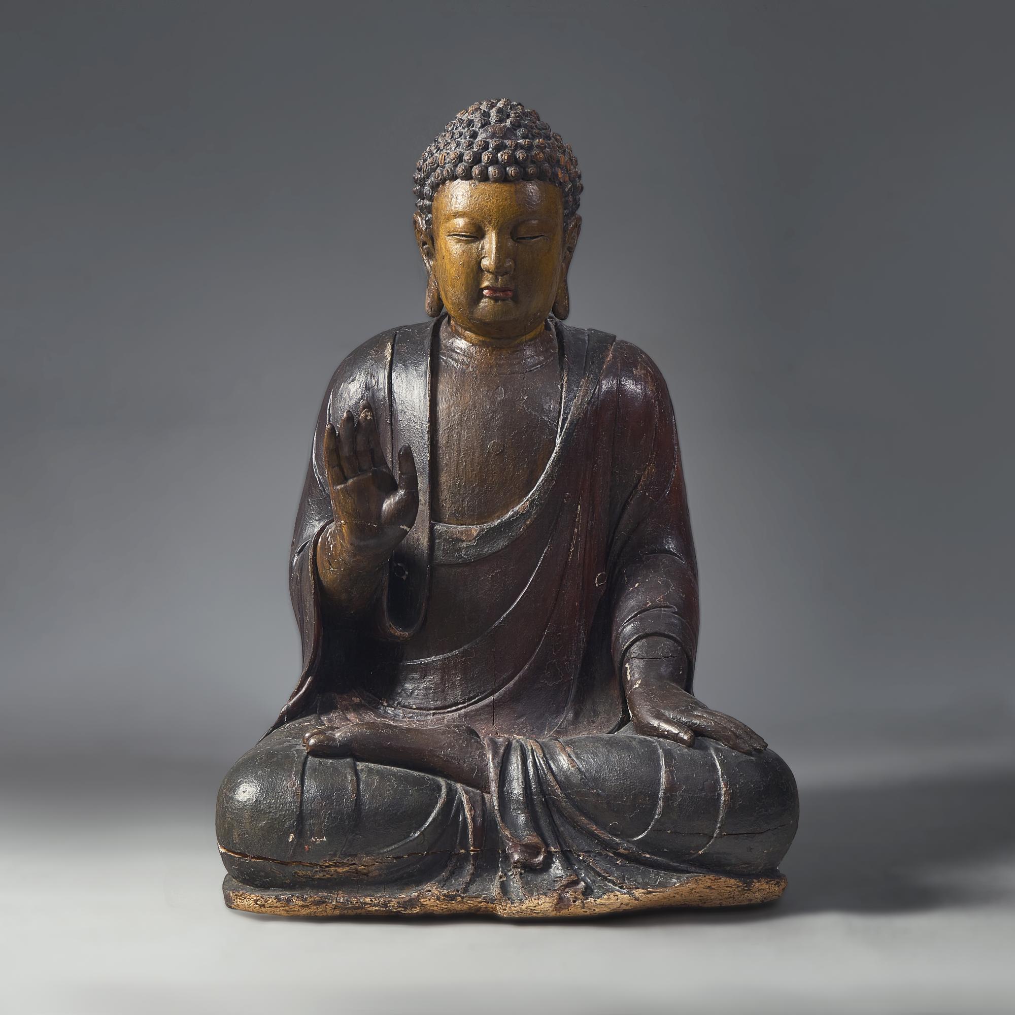 A Large Chinese Lacquered Wood Seated Buddha, Late Ming/Early Qing Dynasty — 明末清初 木髹漆巨型坐佛