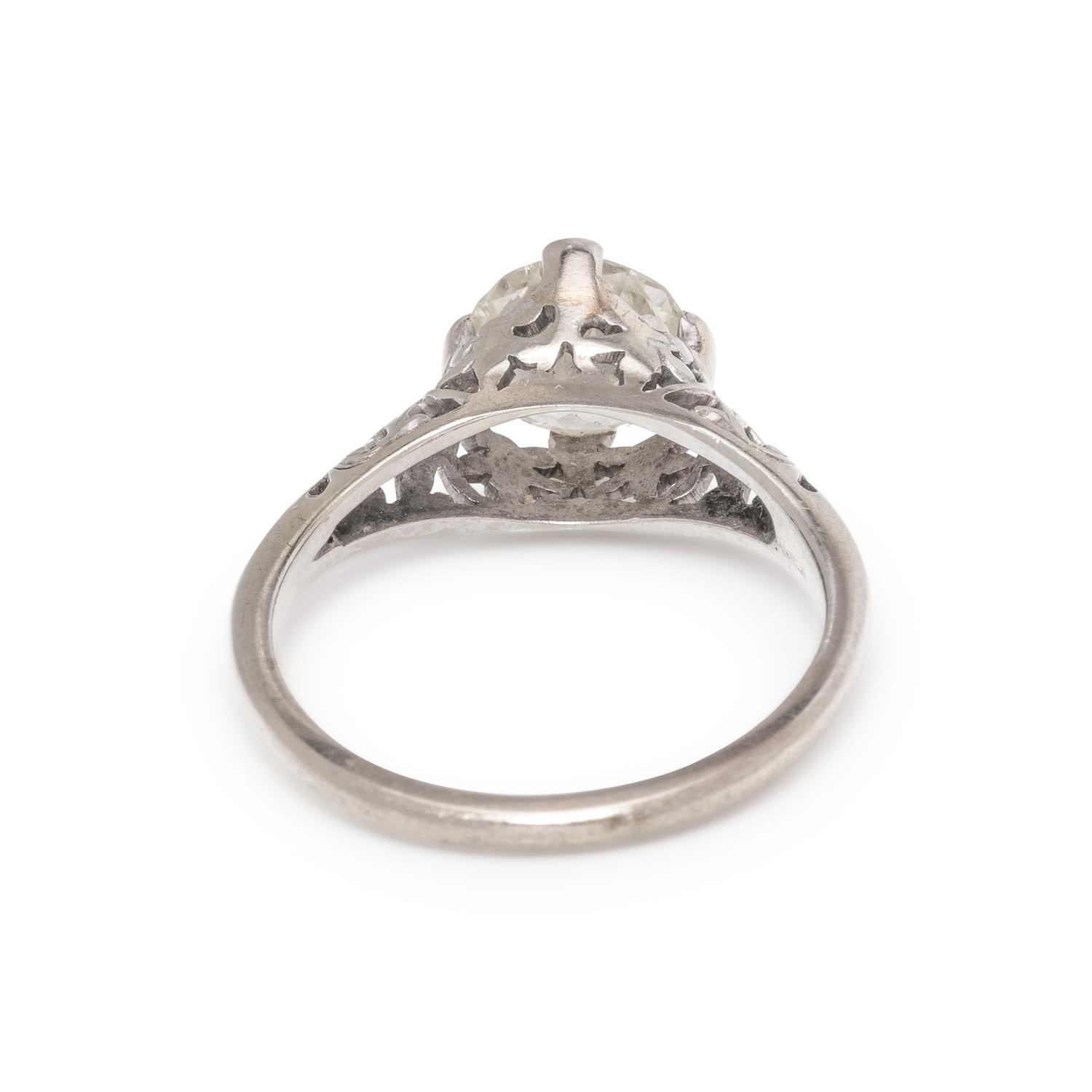 ANTIQUE, DIAMOND RING