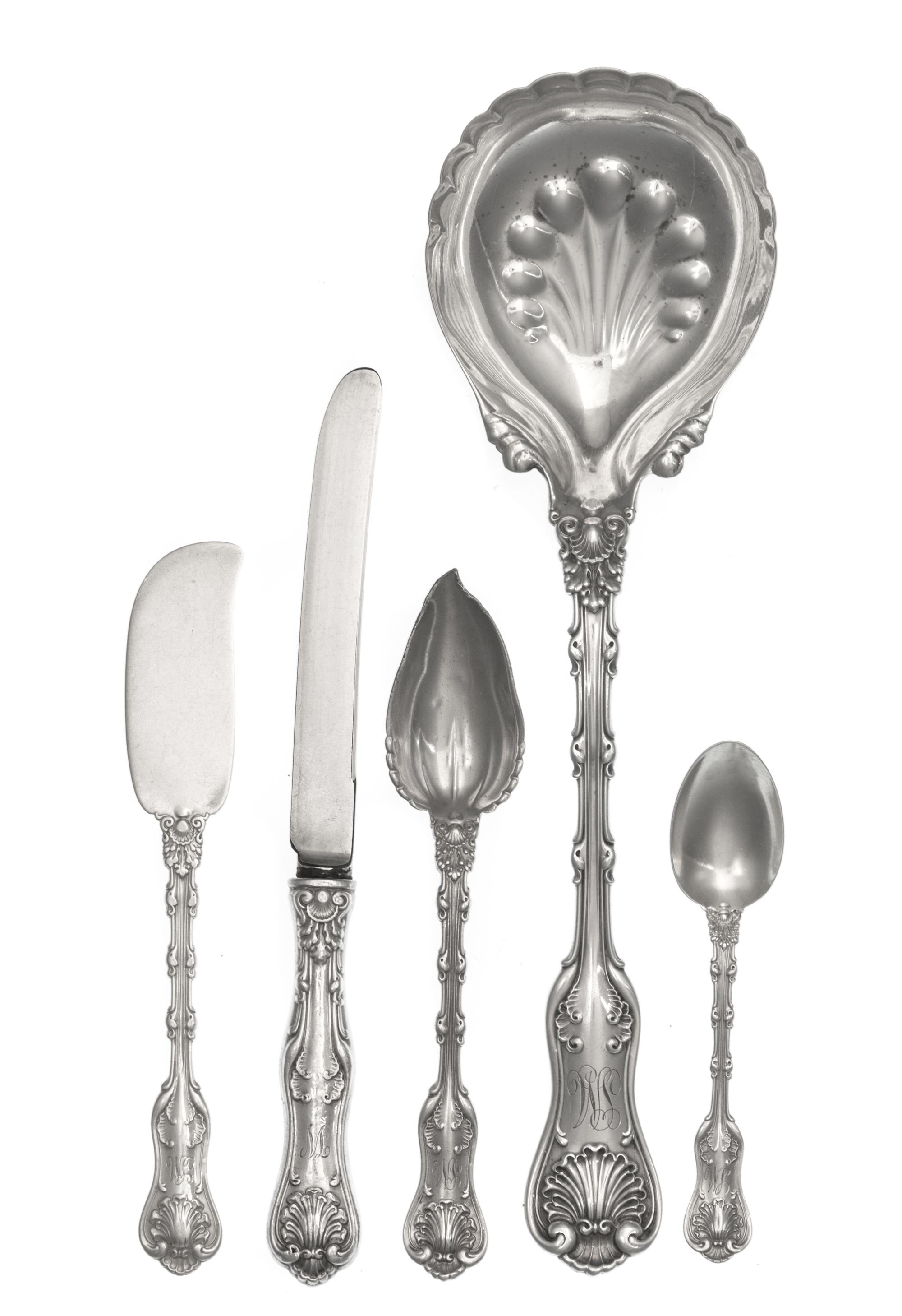 A Group of American Silver Flatware, Whiting Mfg. Co., New York, NY, Imperial Queen pattern, comprising: 6 fruit knives 10 butter sprea