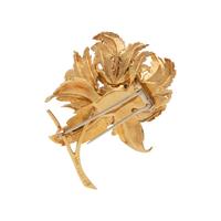 HAMMERMAN BROTHERS, YELLOW GOLD AND DIAMOND FLOWER BROOCH