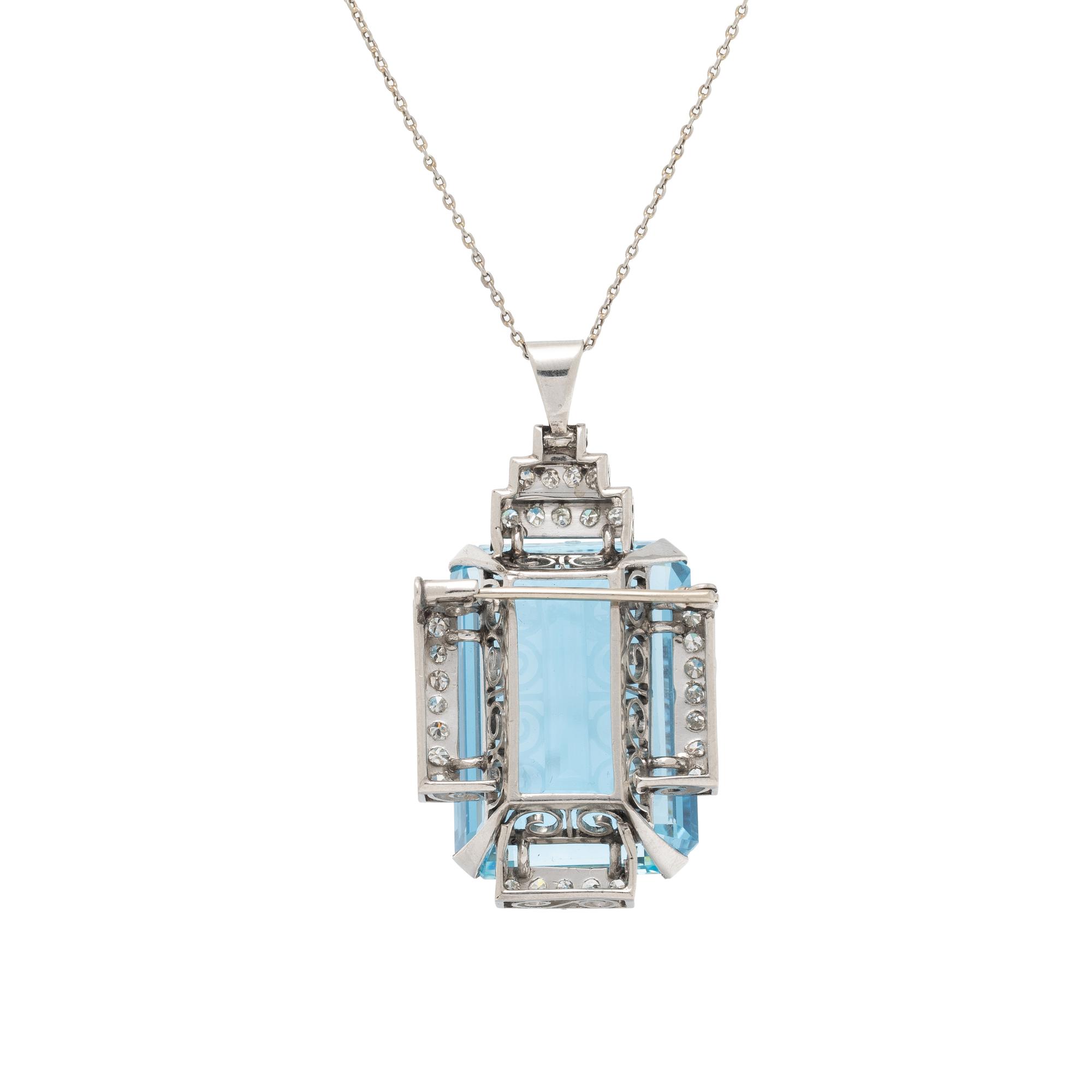 AQUAMARINE AND DIAMOND PENDANT NECKLACE