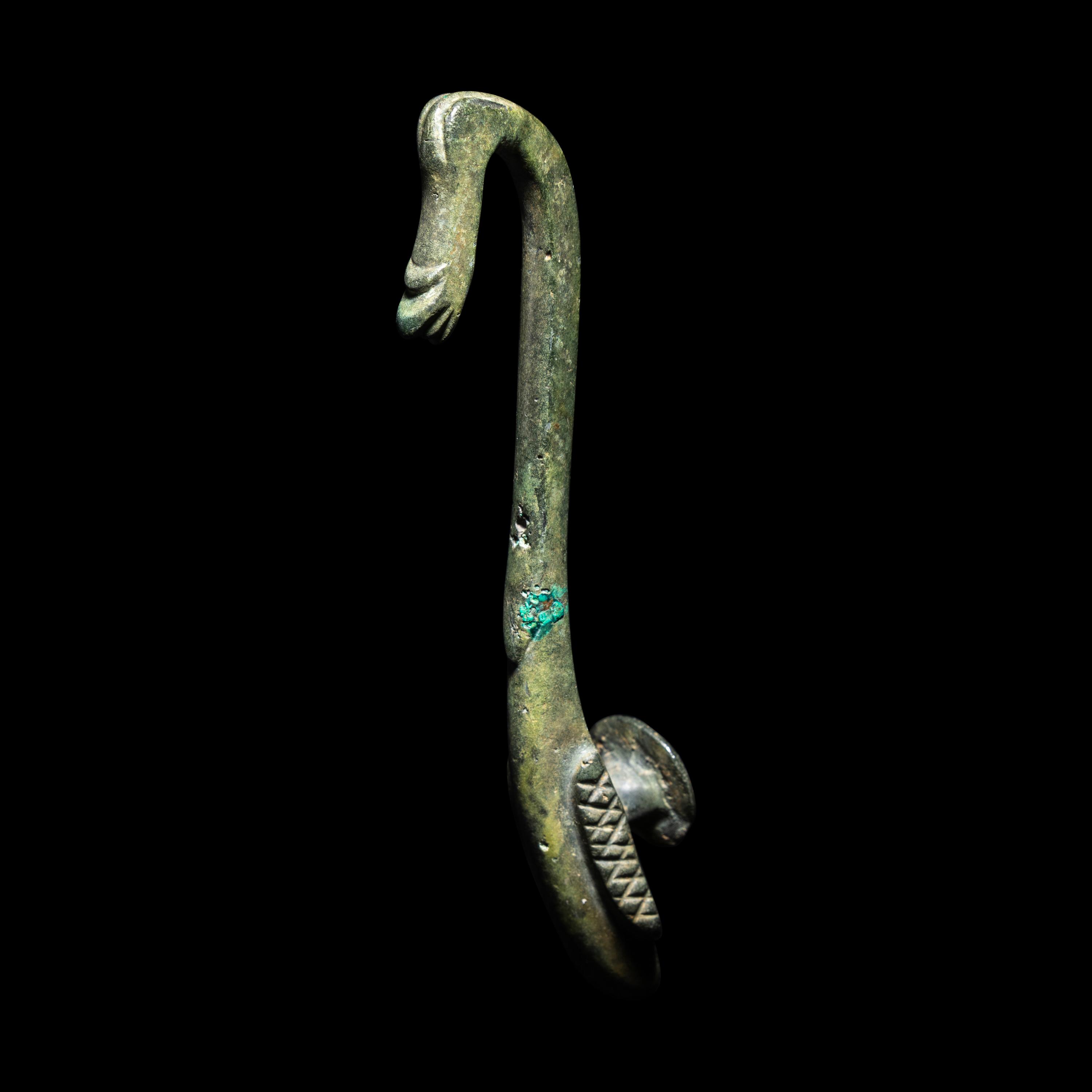 Three Chinese Metal Belt Hooks, Warring States-Han Dynasty 戰國-漢 青銅帶鉤三件