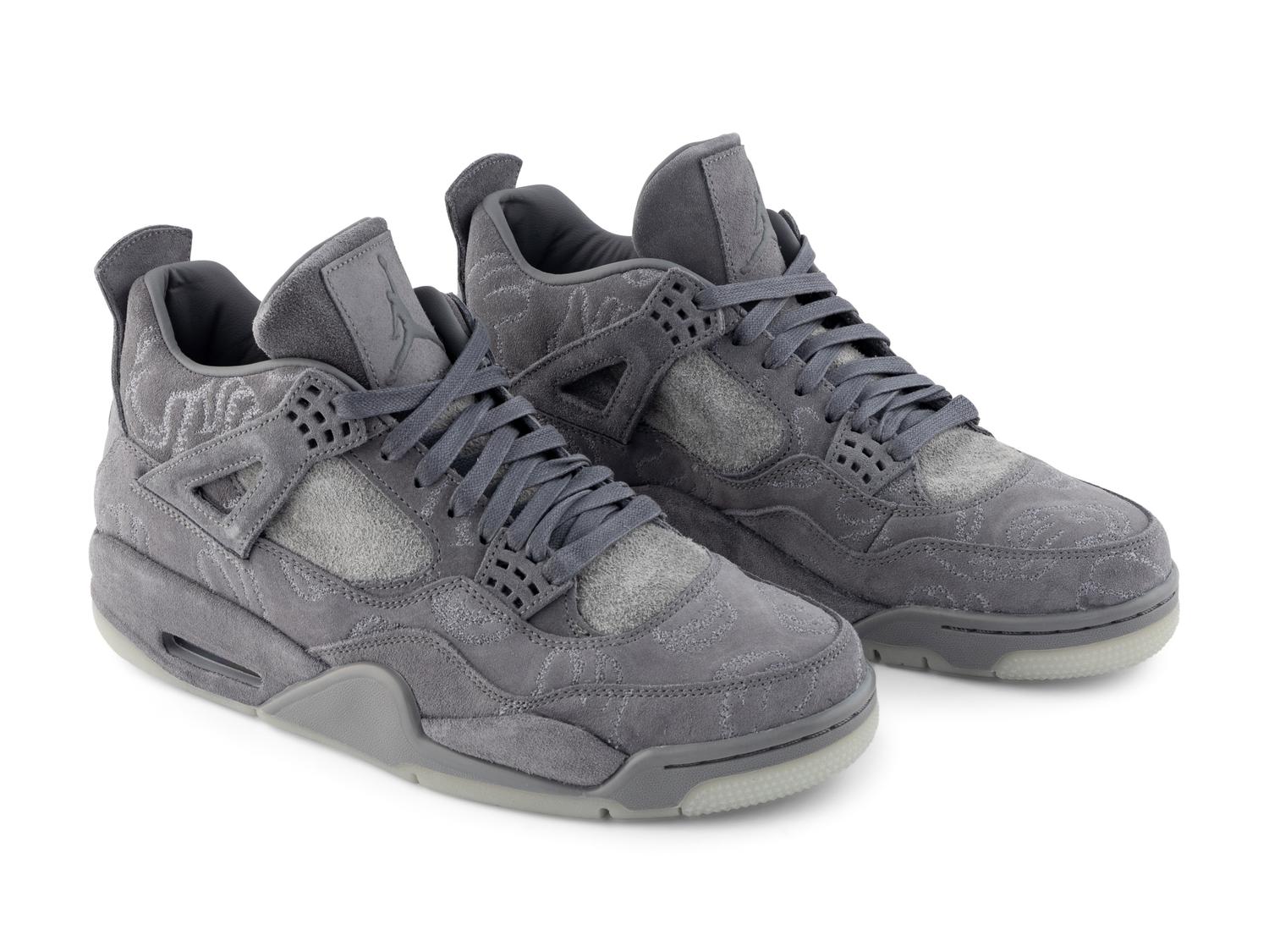 KAWS x Air Jordan 4 Retro