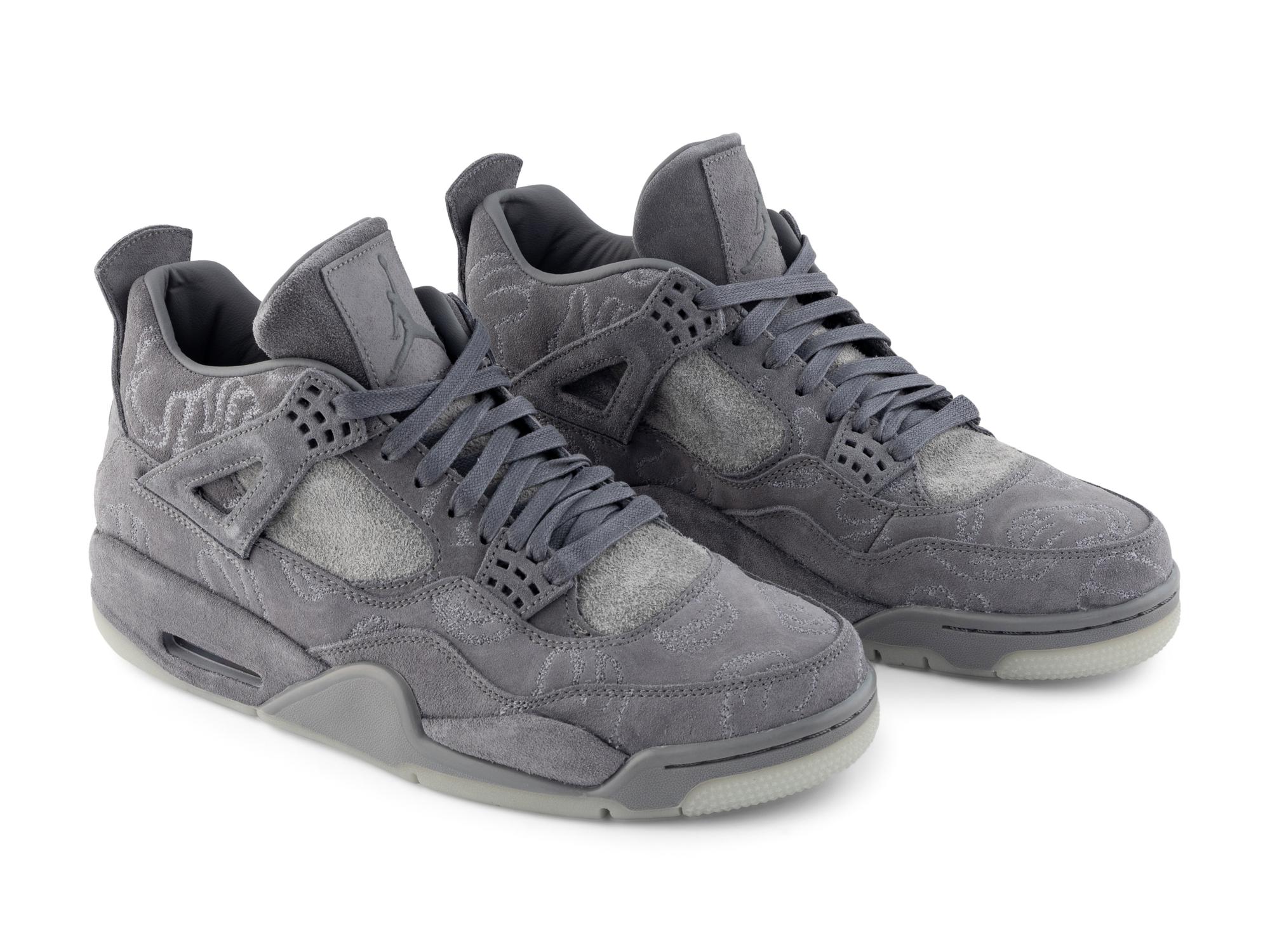 KAWS x Air Jordan 4 Retro