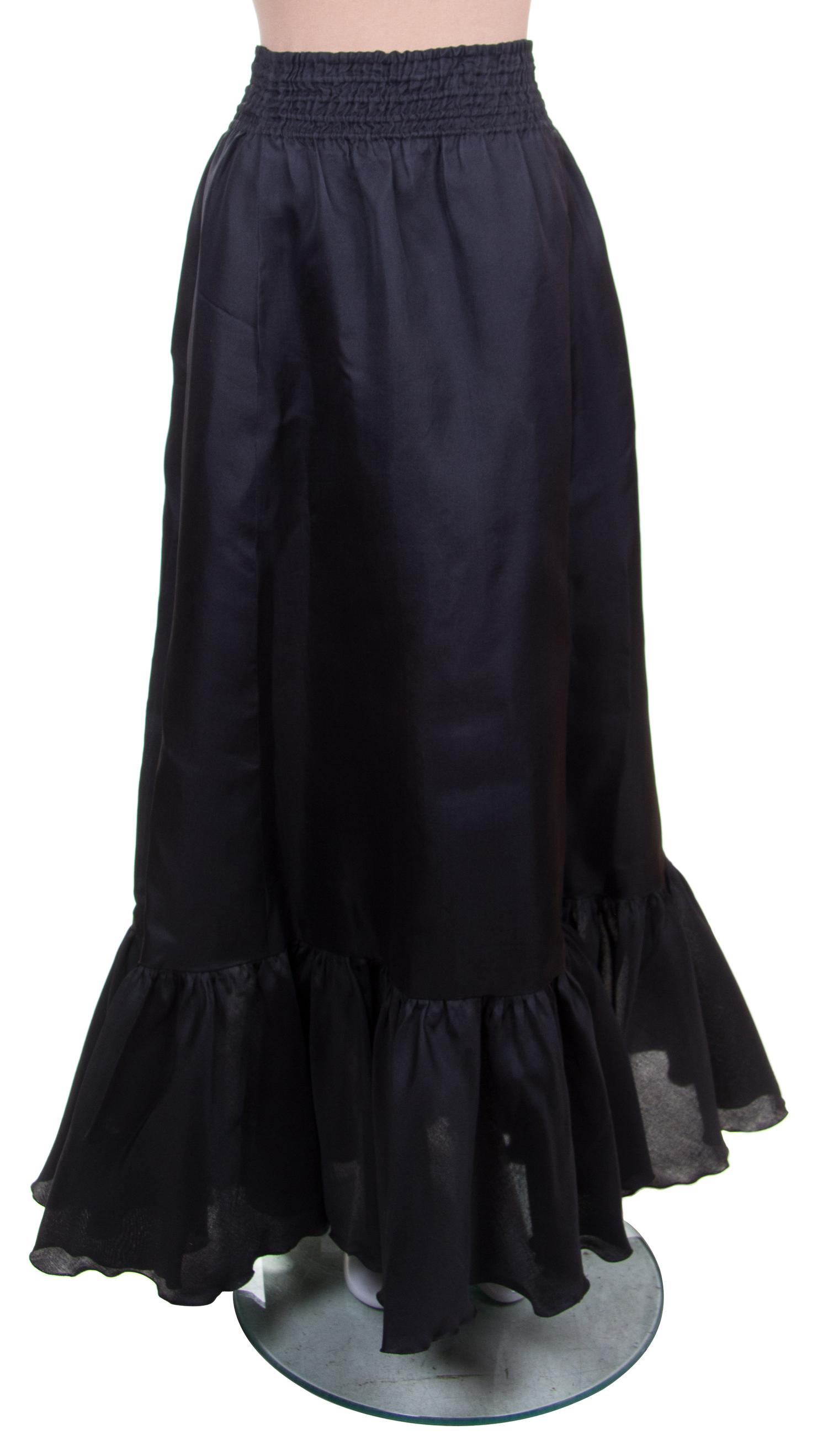 A Valentino Black Silk Full Skirt, Size 10.
