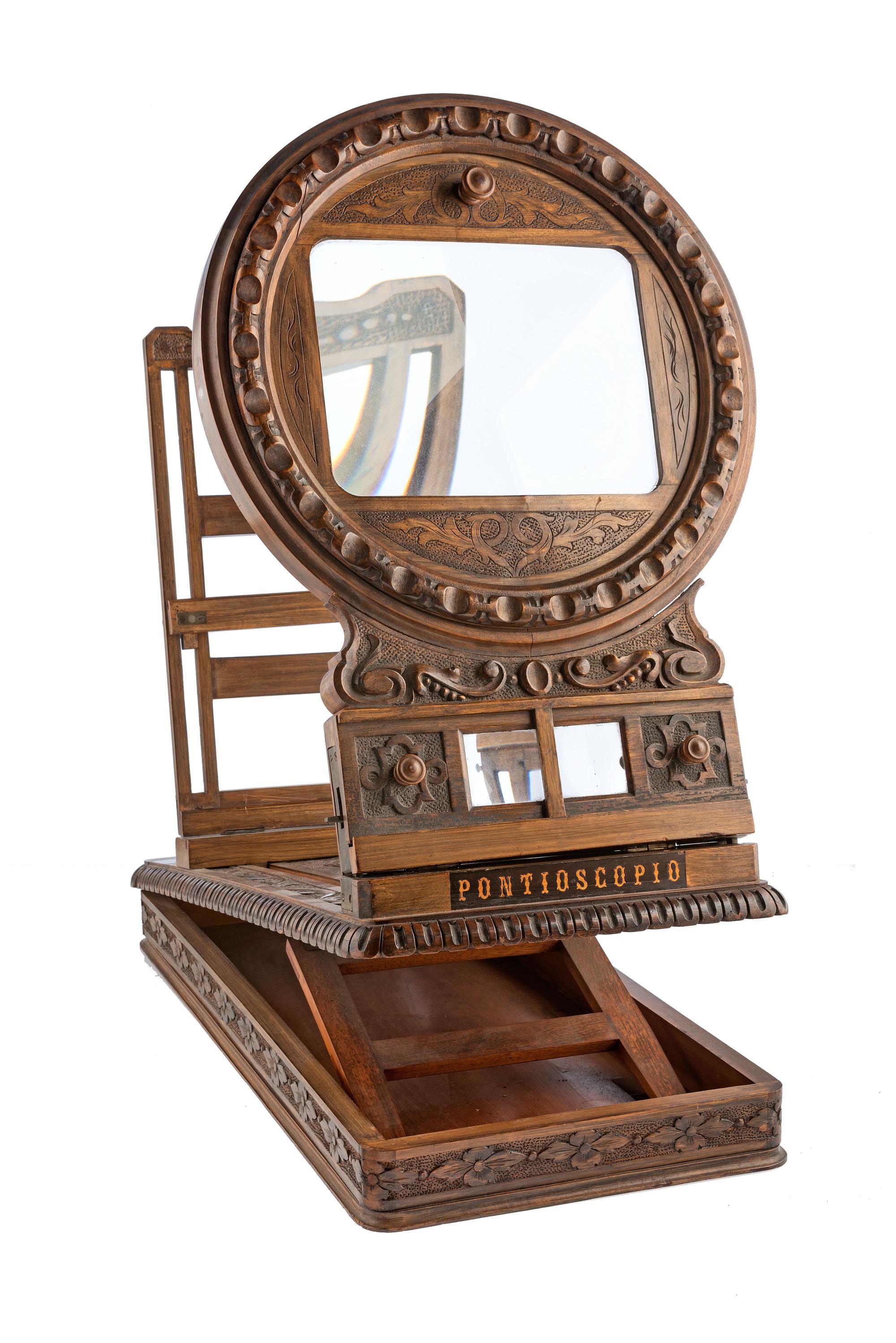 [EARLY PHOTOGRAPHY - VIEWERS]. "Pontioscopio" stereographoscope. Manufactured by Carlo Ponti, Venice, Italy. Ca mid19th century.