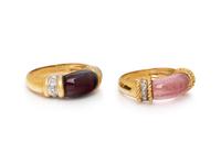PAIR OF YELLOW GOLD AND MULTIGEM RINGS