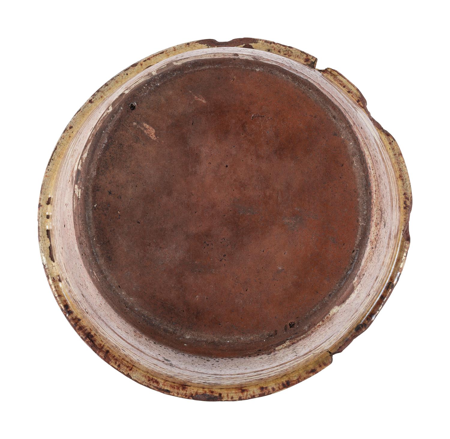 A Redware Bowl with Manganese Glaze