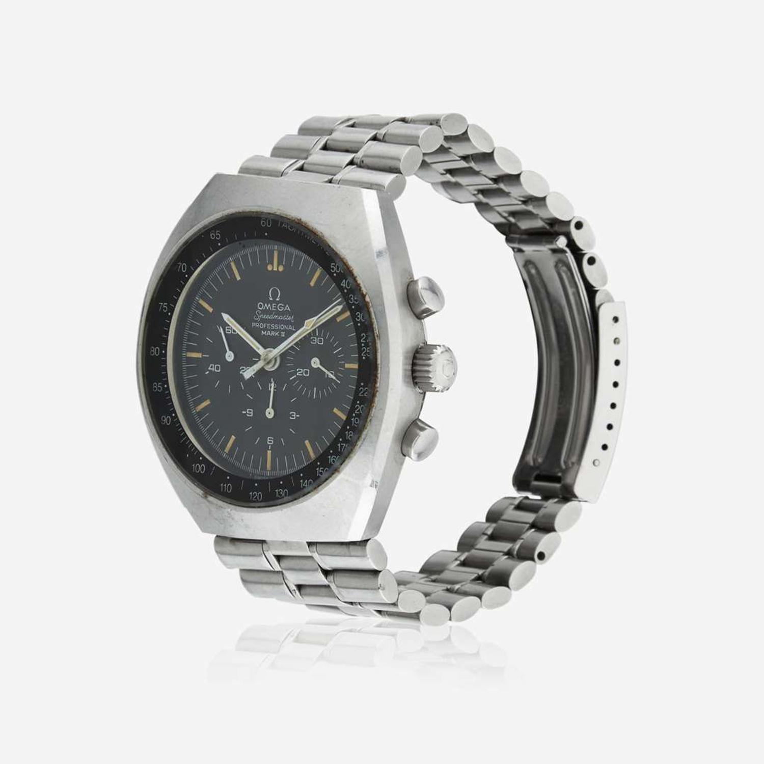 A stainless steel chronograph sports wristwatch, Omega Speedmaster Professional, Mark II 145.014 2750/67