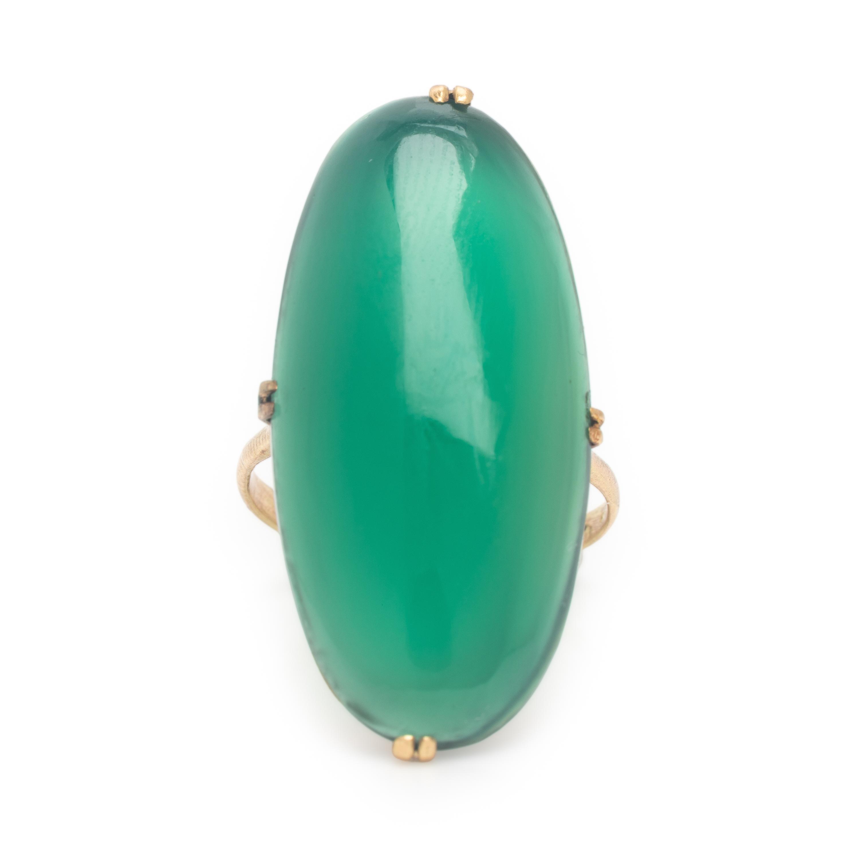 Chrysoprase and Yellow Gold Ring