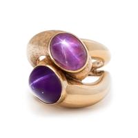 YELLOW GOLD AND STAR SAPPHIRE RING