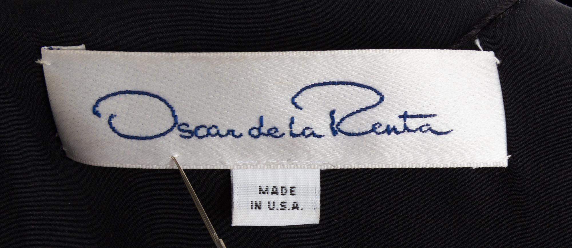 An Oscar de la Renta Black Velvet Evening Coat, No size.