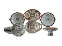 Eleven Chinese Export Porcelain Articles