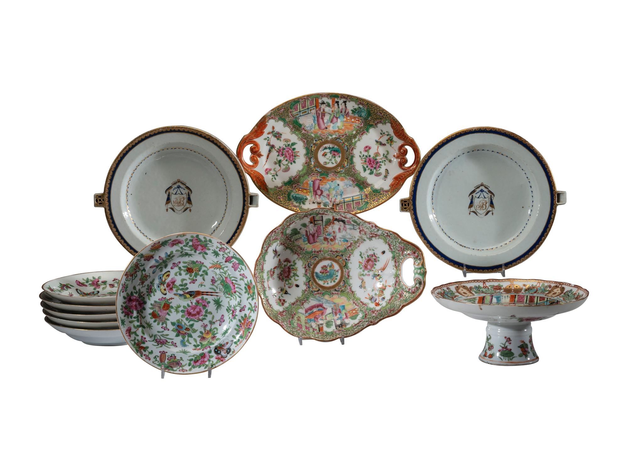 Eleven Chinese Export Porcelain Articles