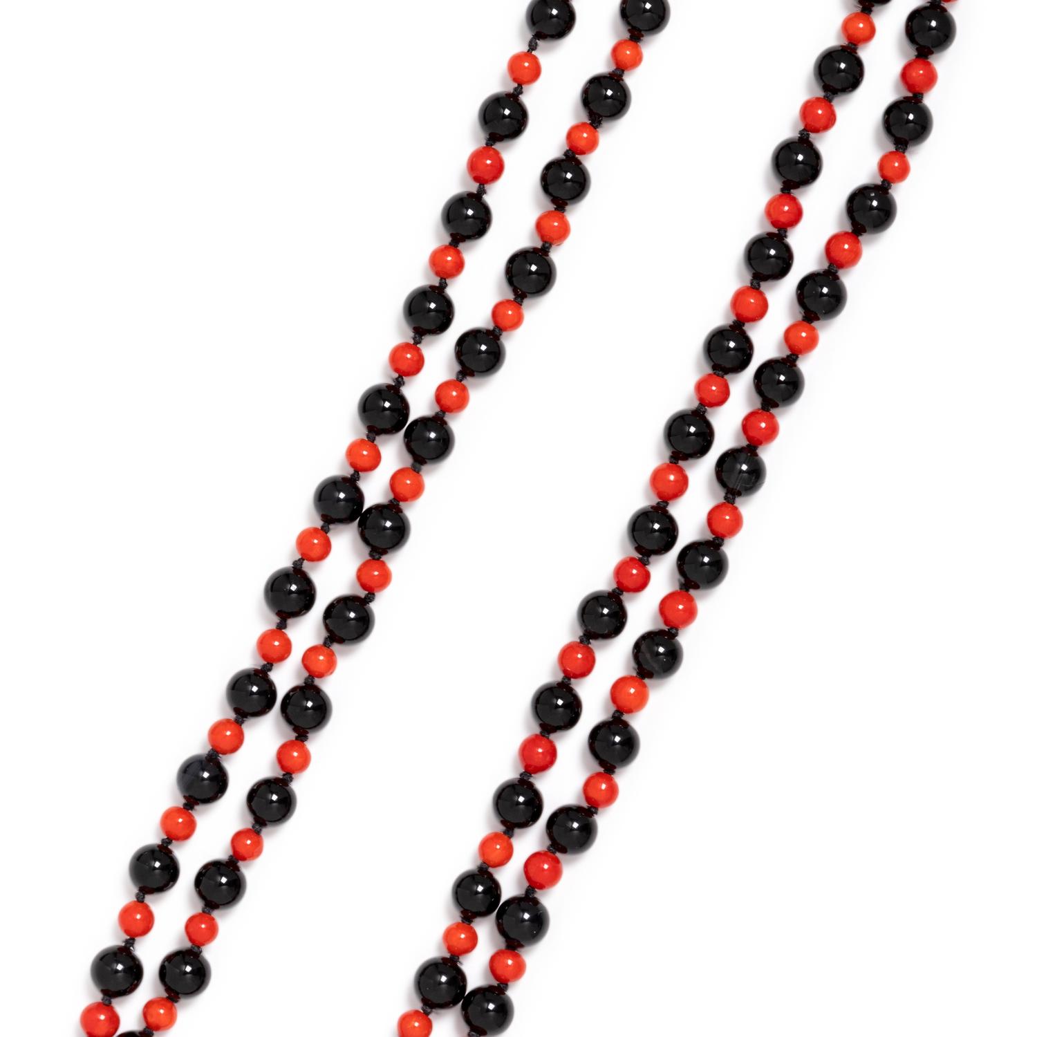 ONYX AND CORAL BEAD NECKLACE