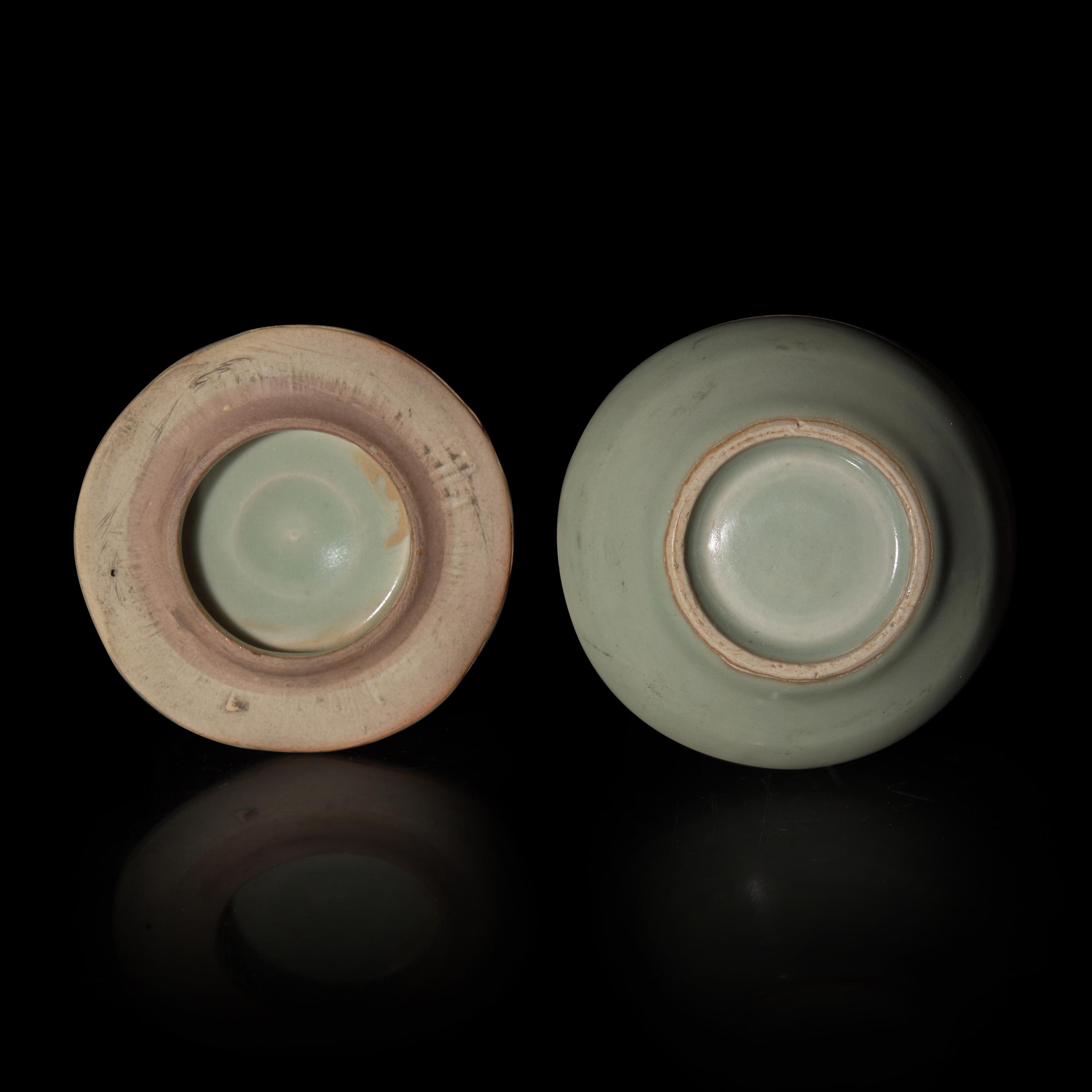 A Small Chinese Longquan Style Celadon Glazed Covered Jar — 龍泉窯青釉蓋罐