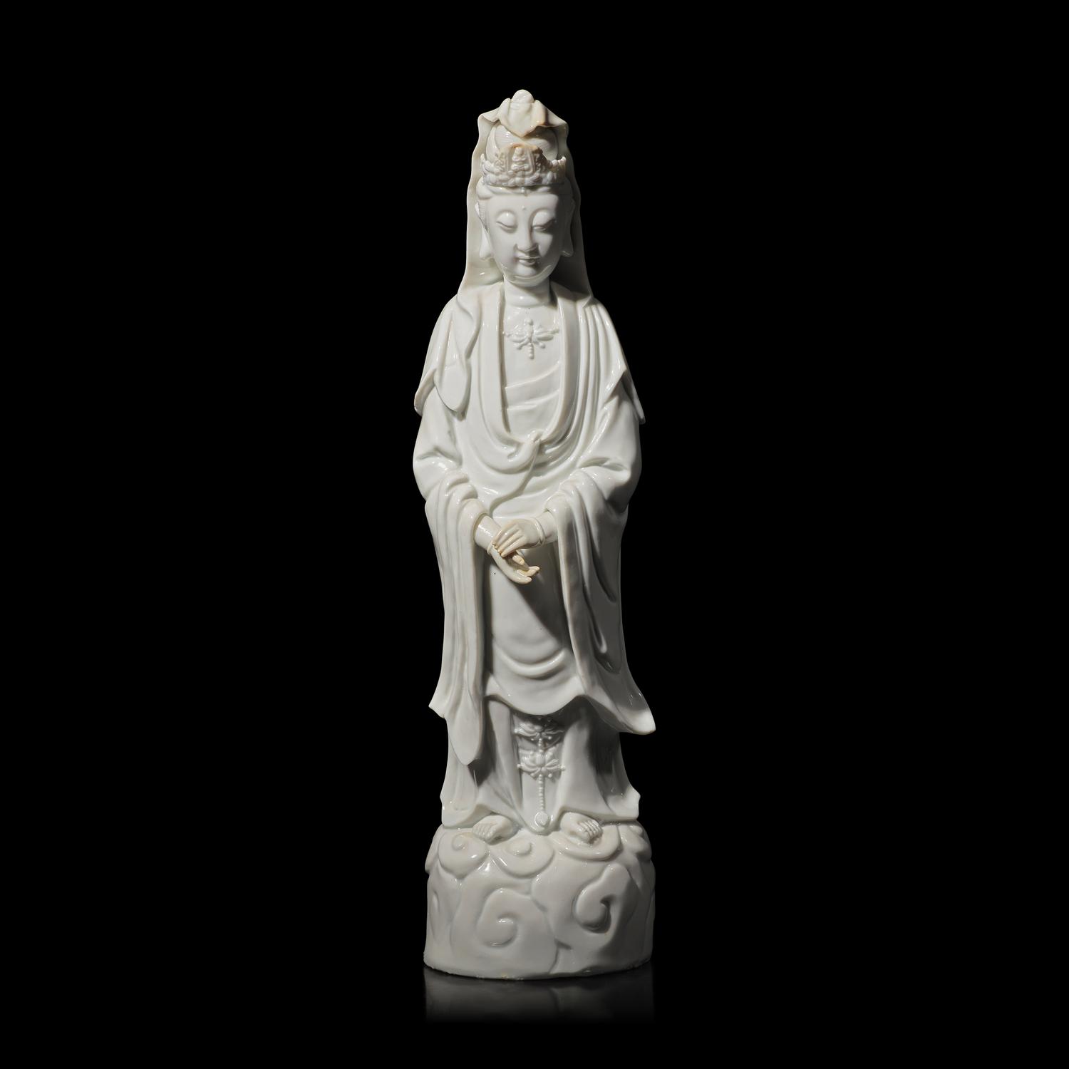 A Chinese Blanc-de-Chine Figure of Guanyin, Late 17th/18th Century 清早期 德化窯觀音