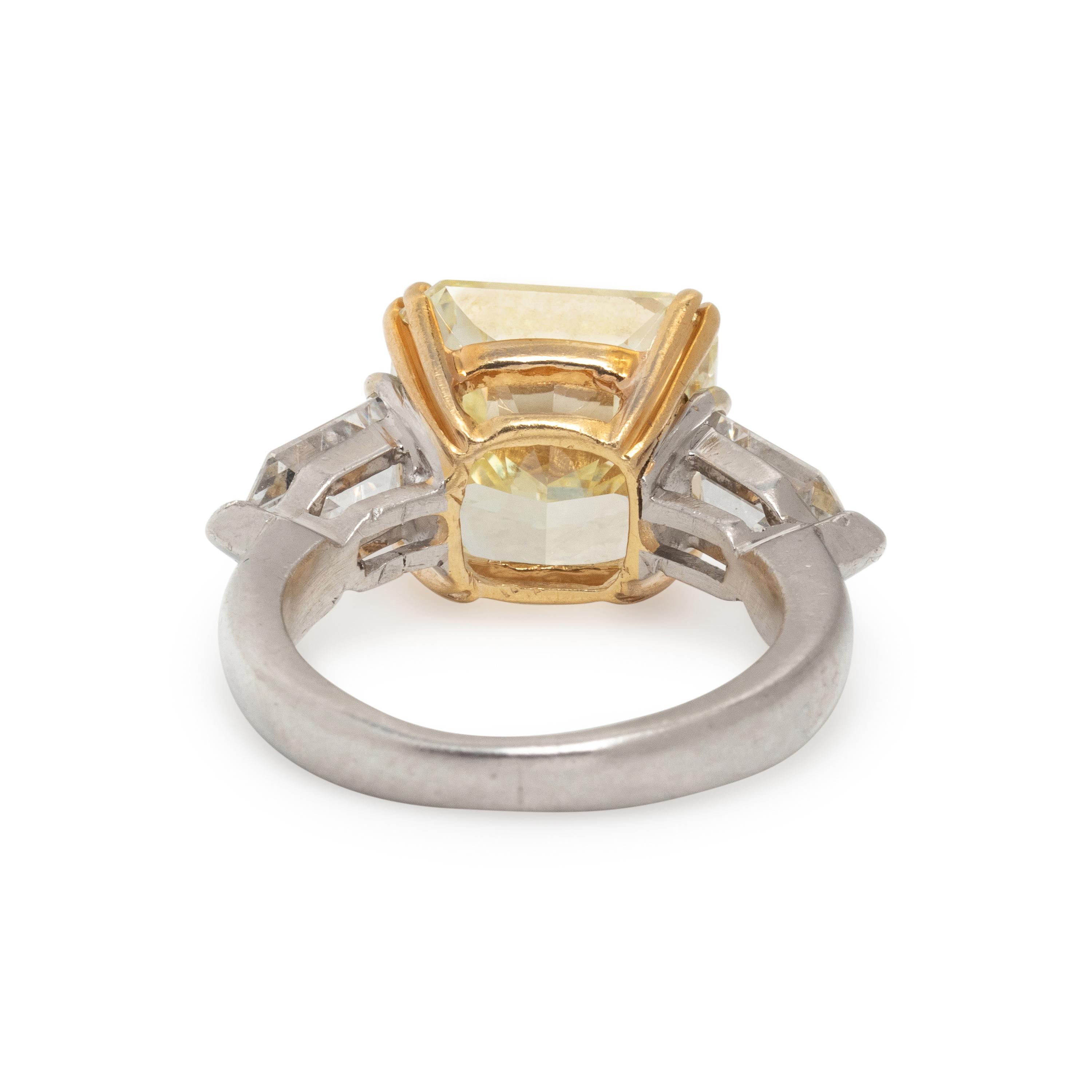 FANCY YELLOW DIAMOND RING