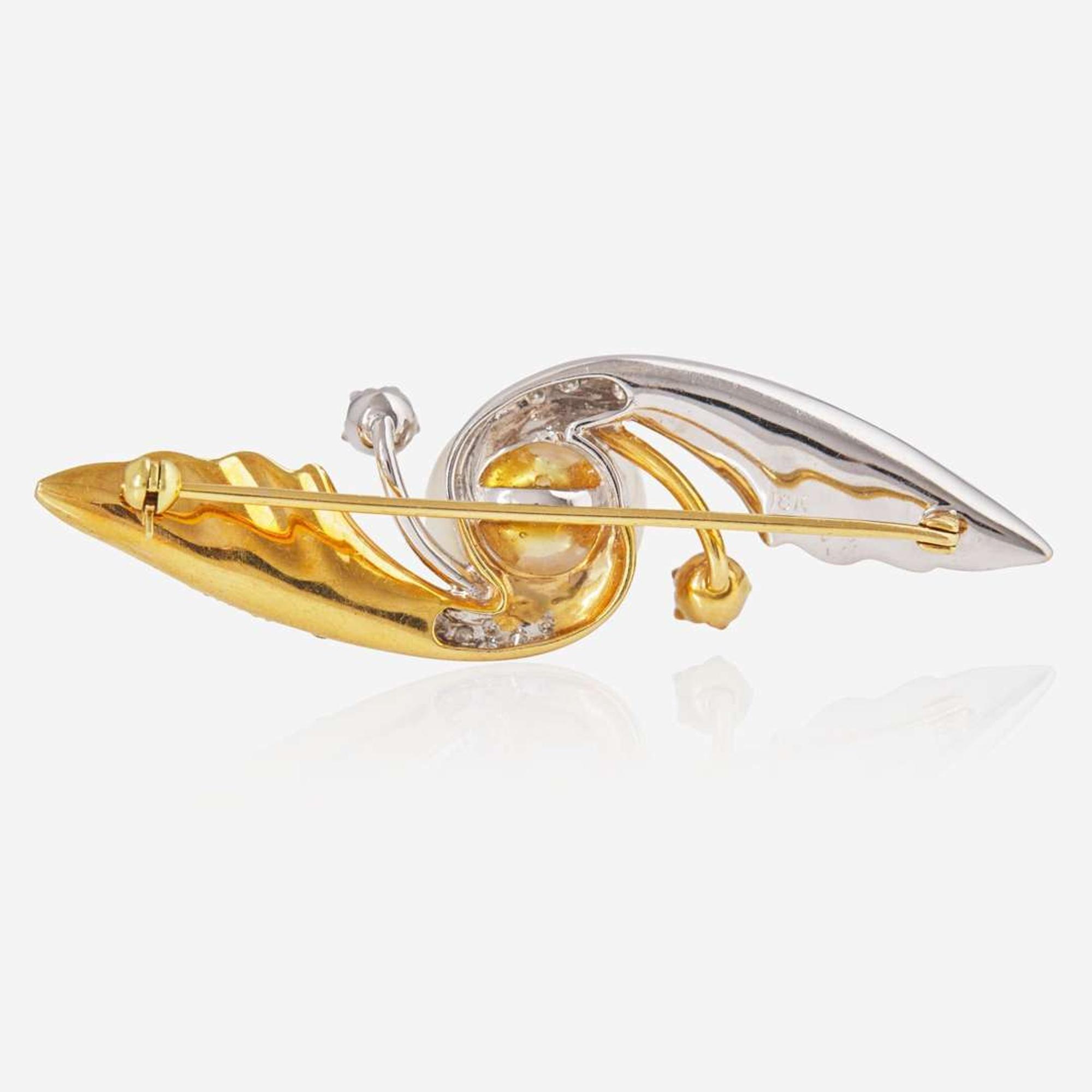 A Two-Tone 18K Gold, Pearl, and Diamond Brooch