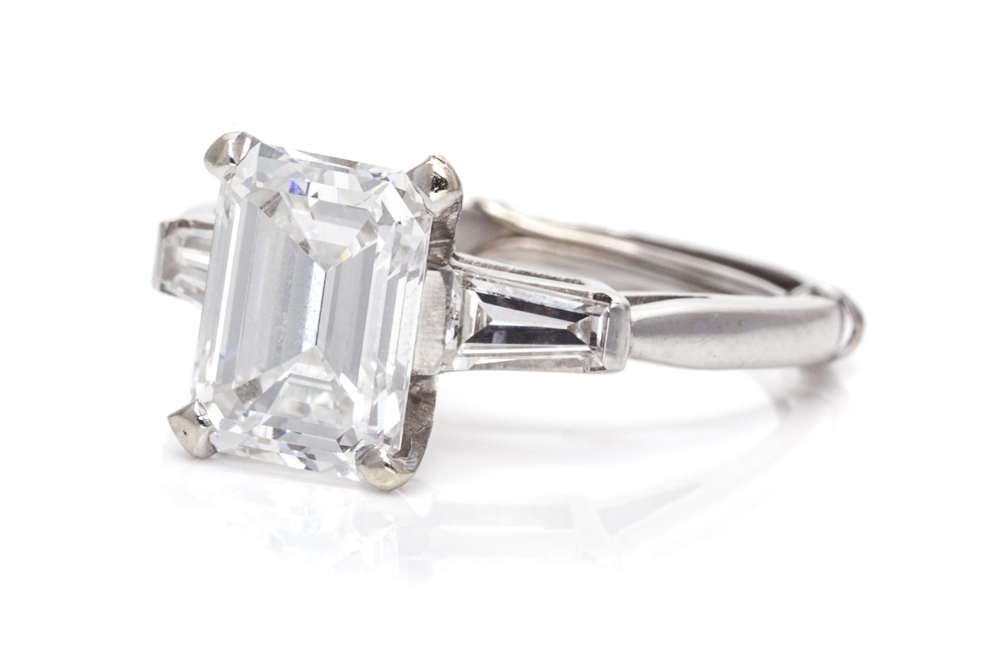 A Platinum and Diamond Ring, 3.80 dwts.