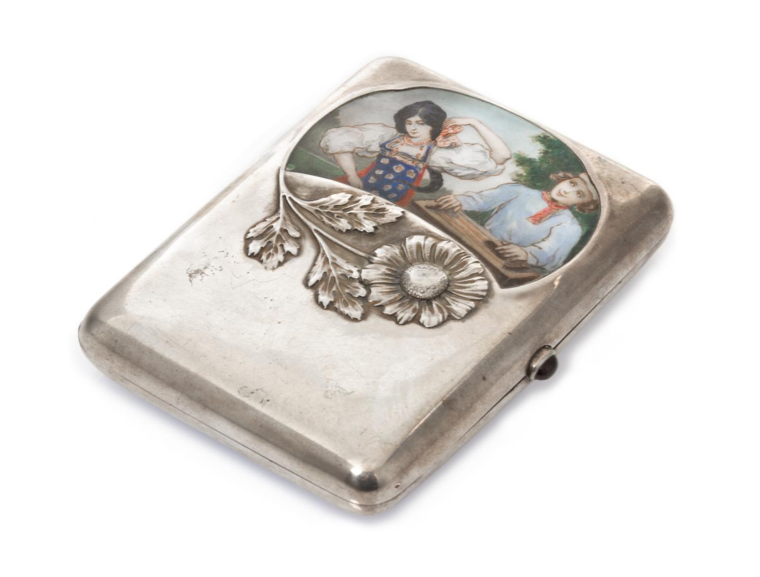 A Russian Silver and En Plein Enamel Cigarette Case, Maker's mark Cyrillic EY, kokoshnik mark of Ivan Lebedkin, Moscow, the lid decorat