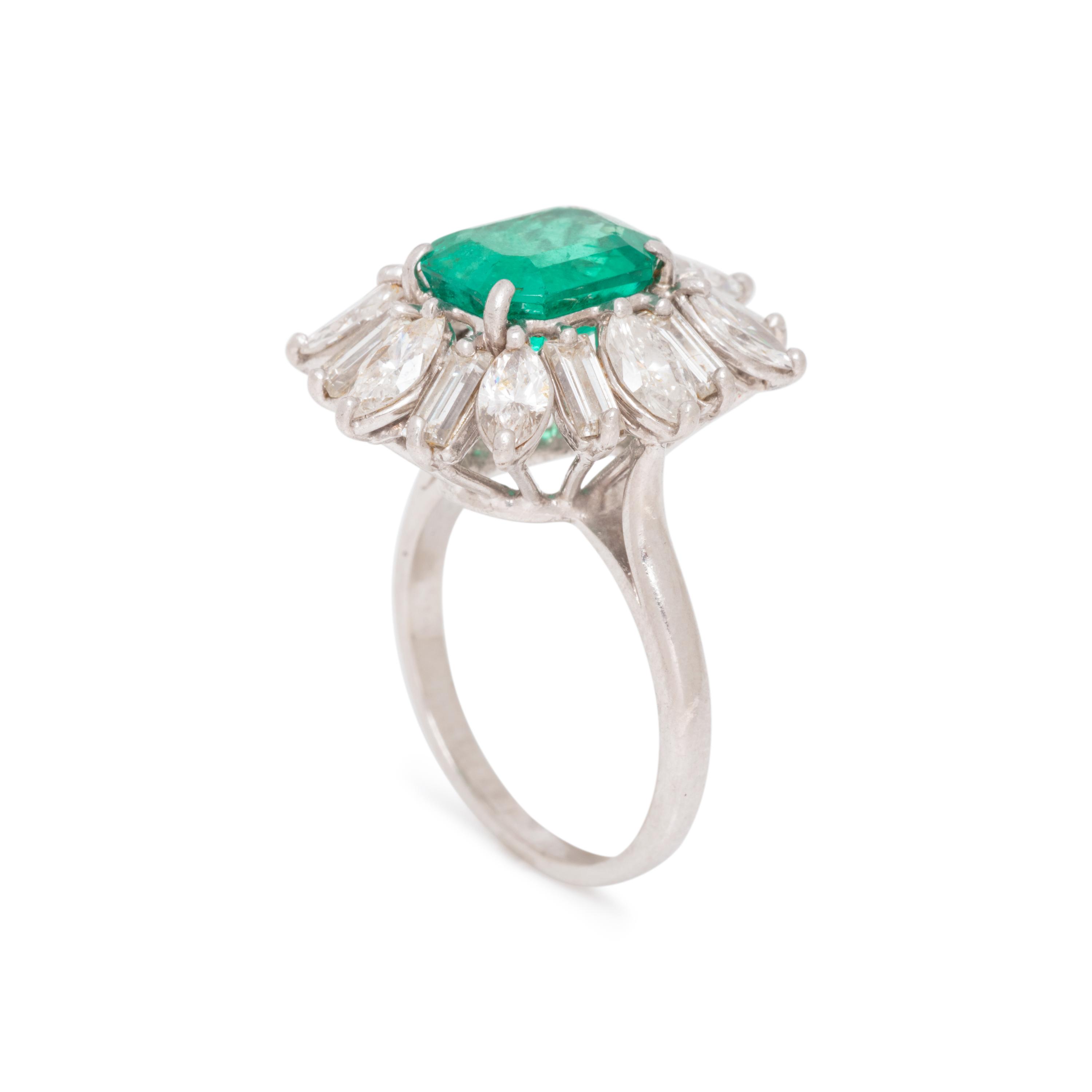 COLOMBIAN EMERALD AND DIAMOND RING