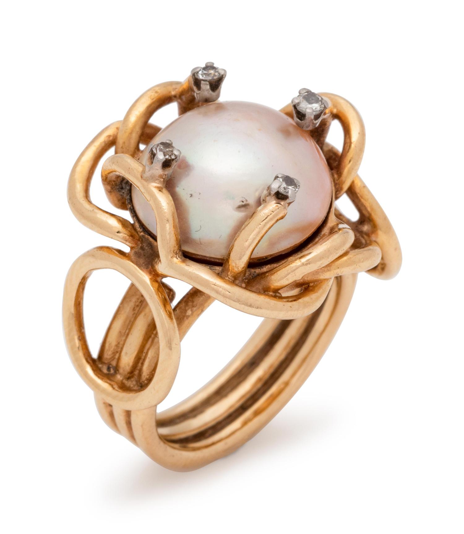 A Yellow Gold, Mabe Pearl and Diamond Ring,