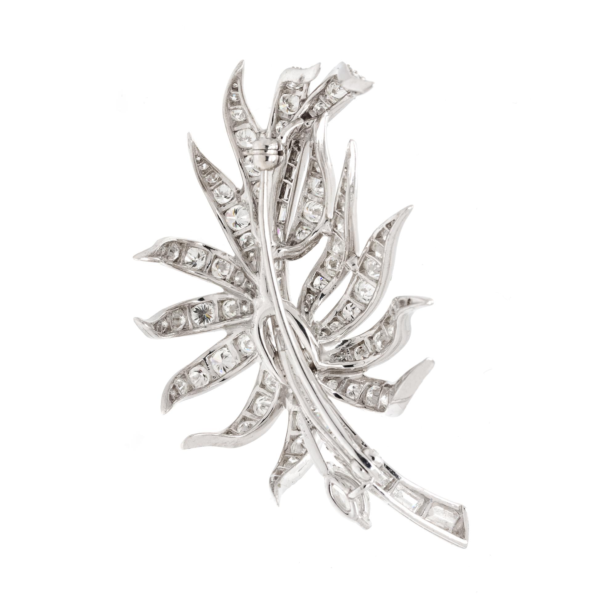 DIAMOND LEAF BROOCH