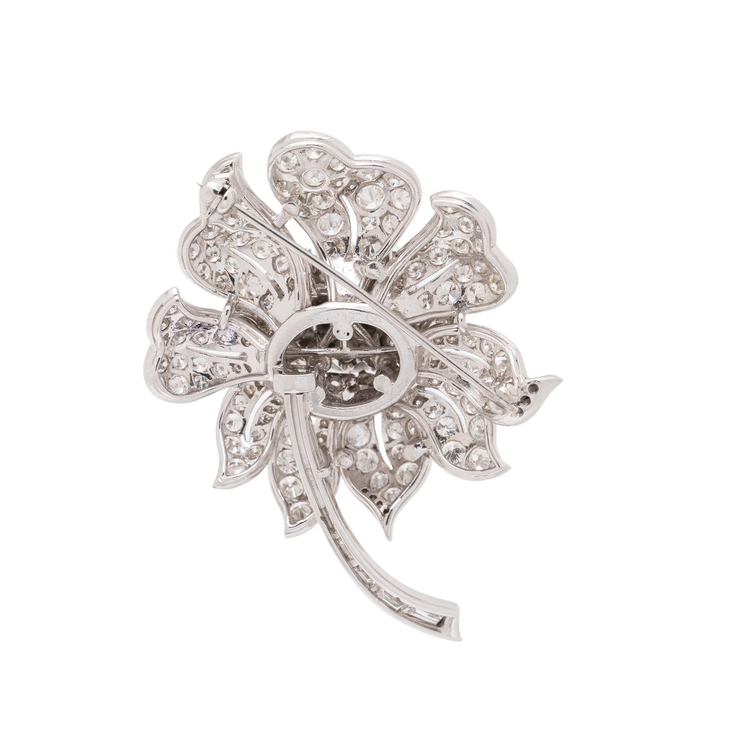 DIAMOND AND PLATINUM FLORAL BROOCH