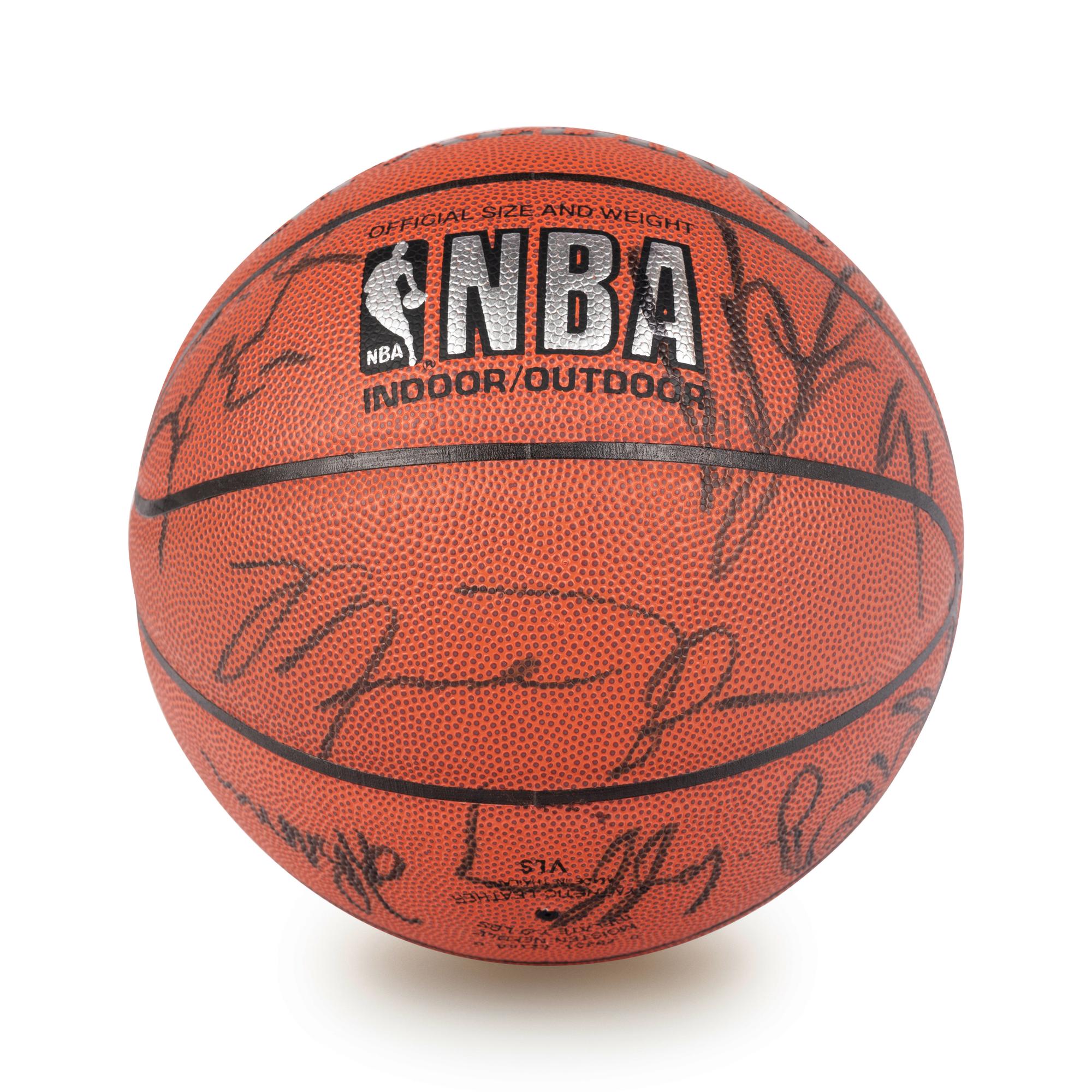 A 1995-96 NBA Champions Chicago Bulls Team Signed Autograph Basketball (Beckett Authentication Services Letter BAS Certified)